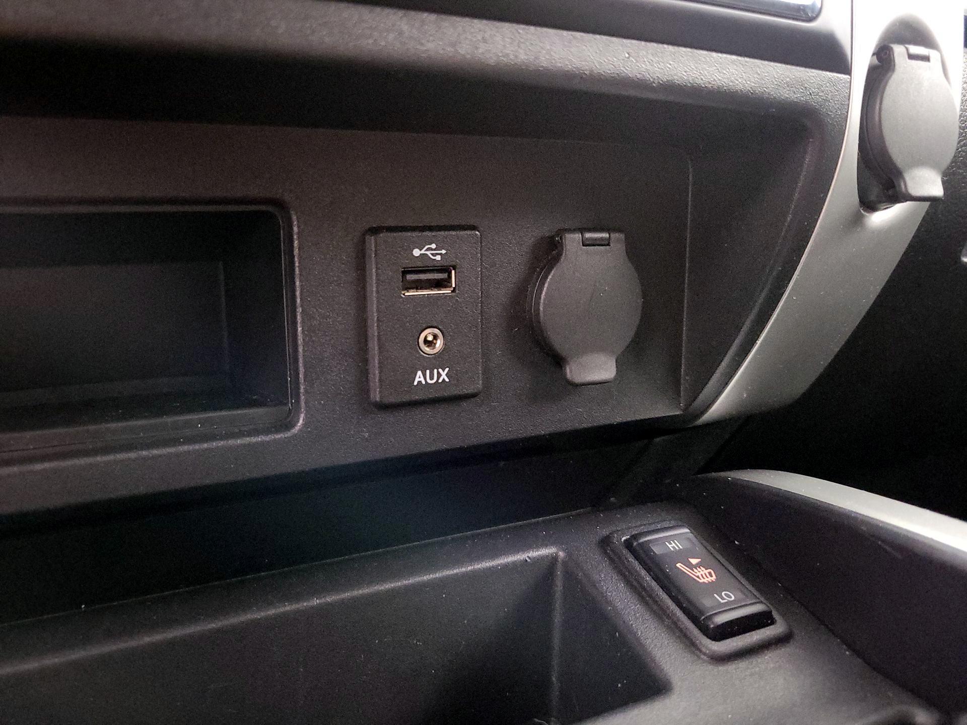 Thumbnail: 2017 Nissan Titan - 19