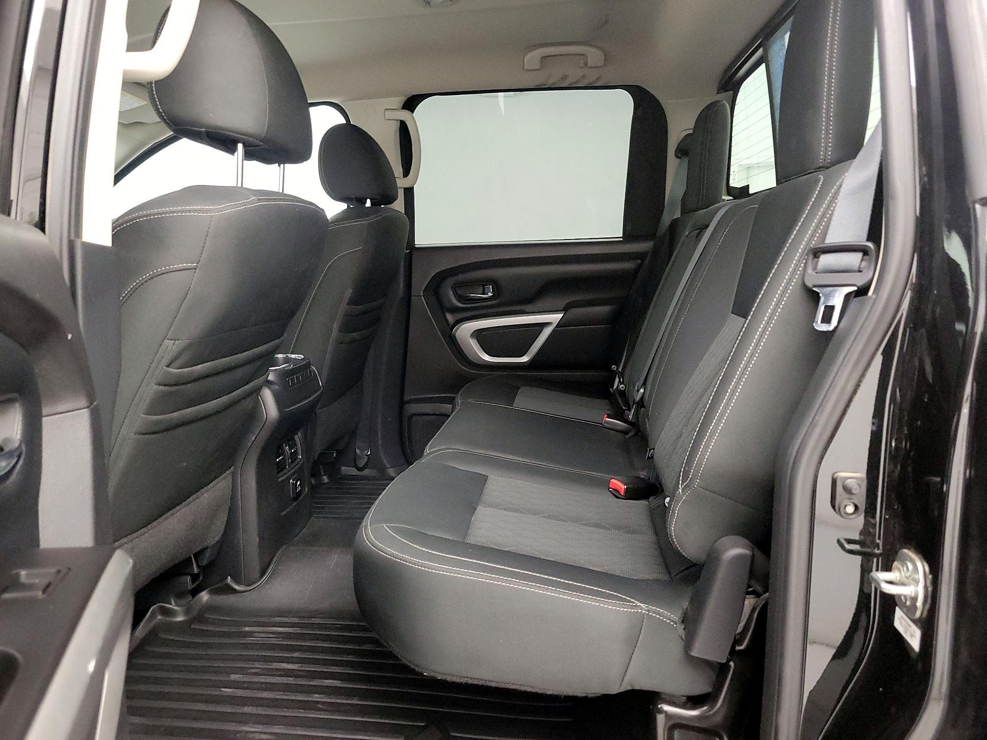 Thumbnail: 2017 Nissan Titan - 20