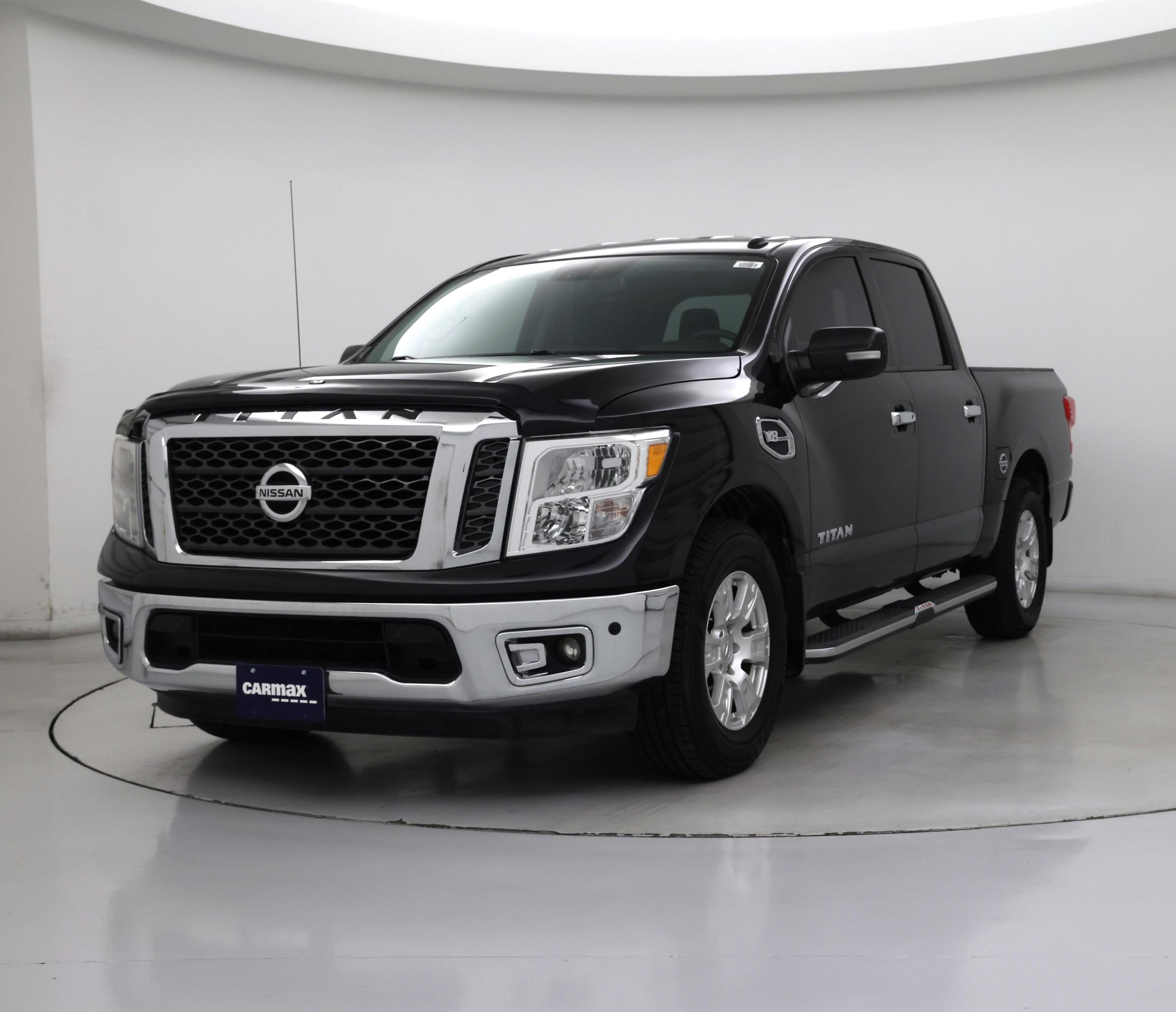 Thumbnail: 2017 Nissan Titan - 4