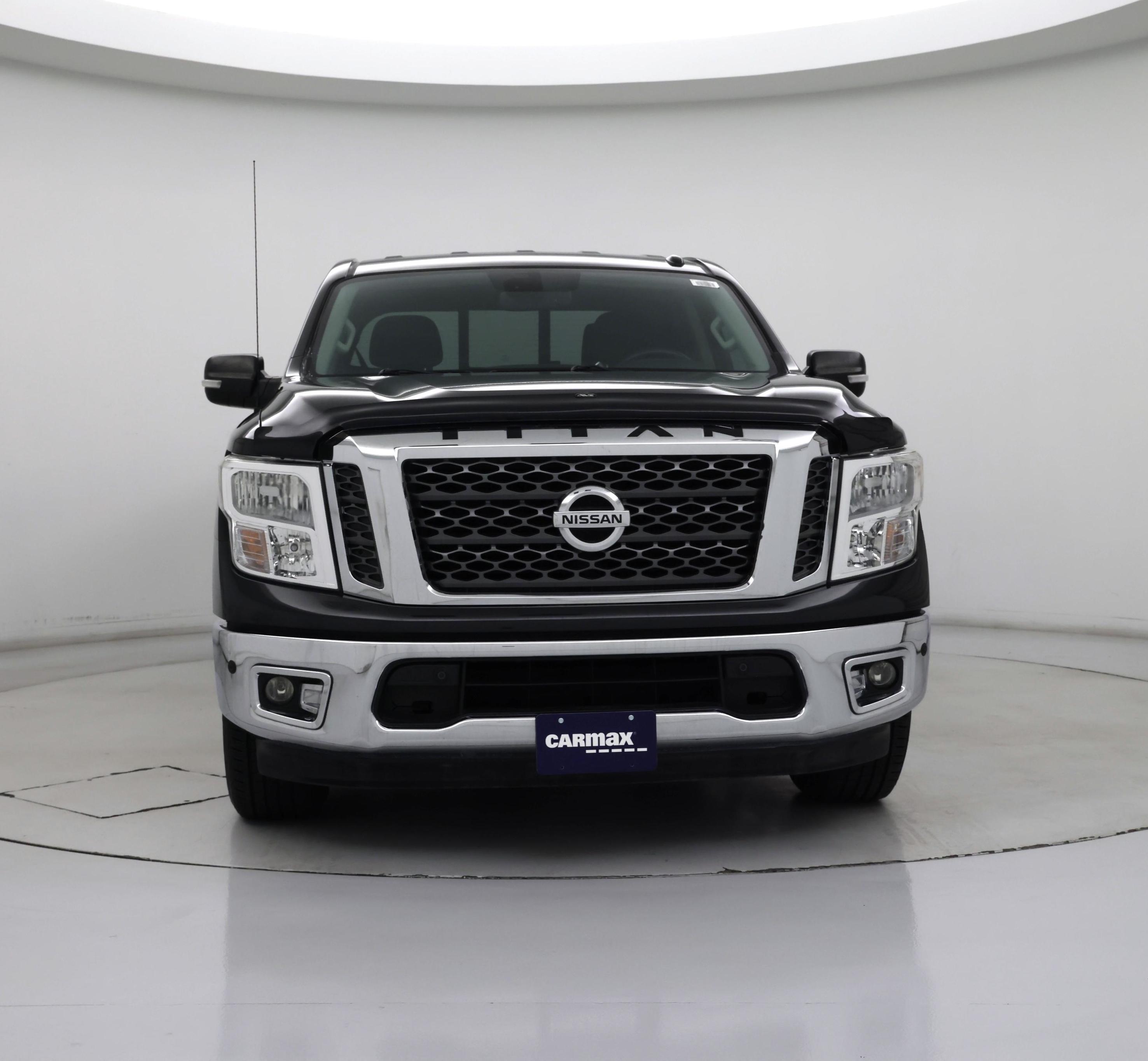 Thumbnail: 2017 Nissan Titan - 5