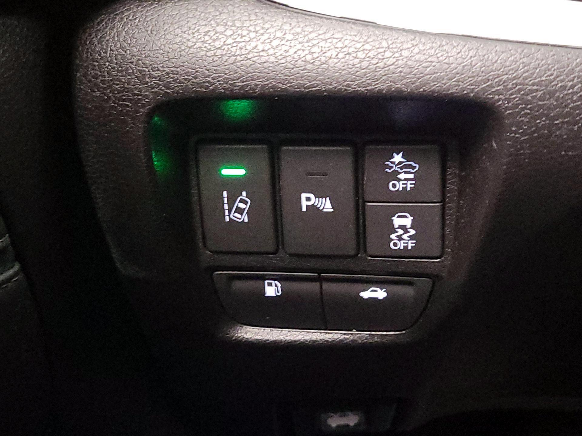 Thumbnail: 2016 Acura TLX - 13