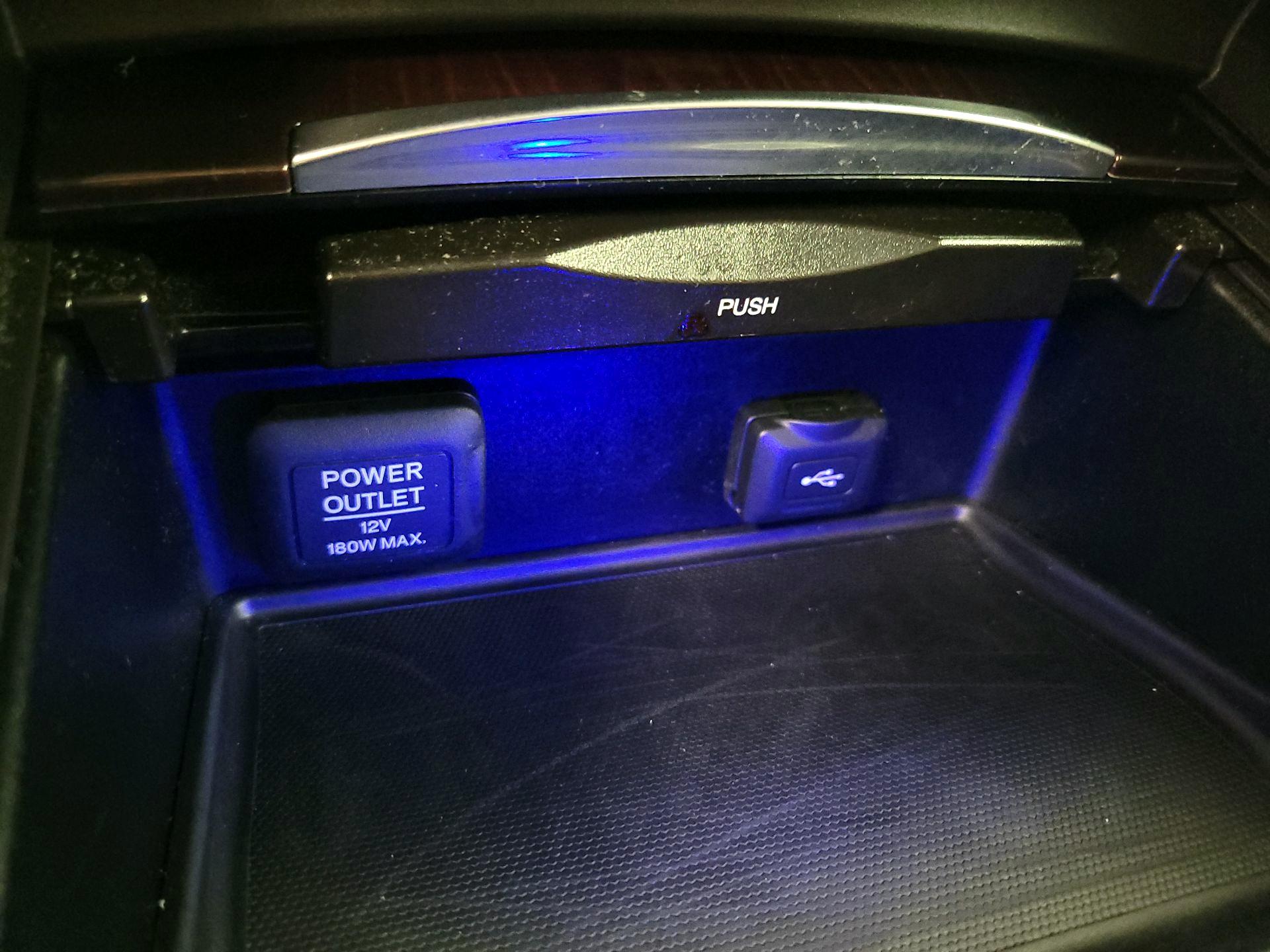 Thumbnail: 2016 Acura TLX - 19