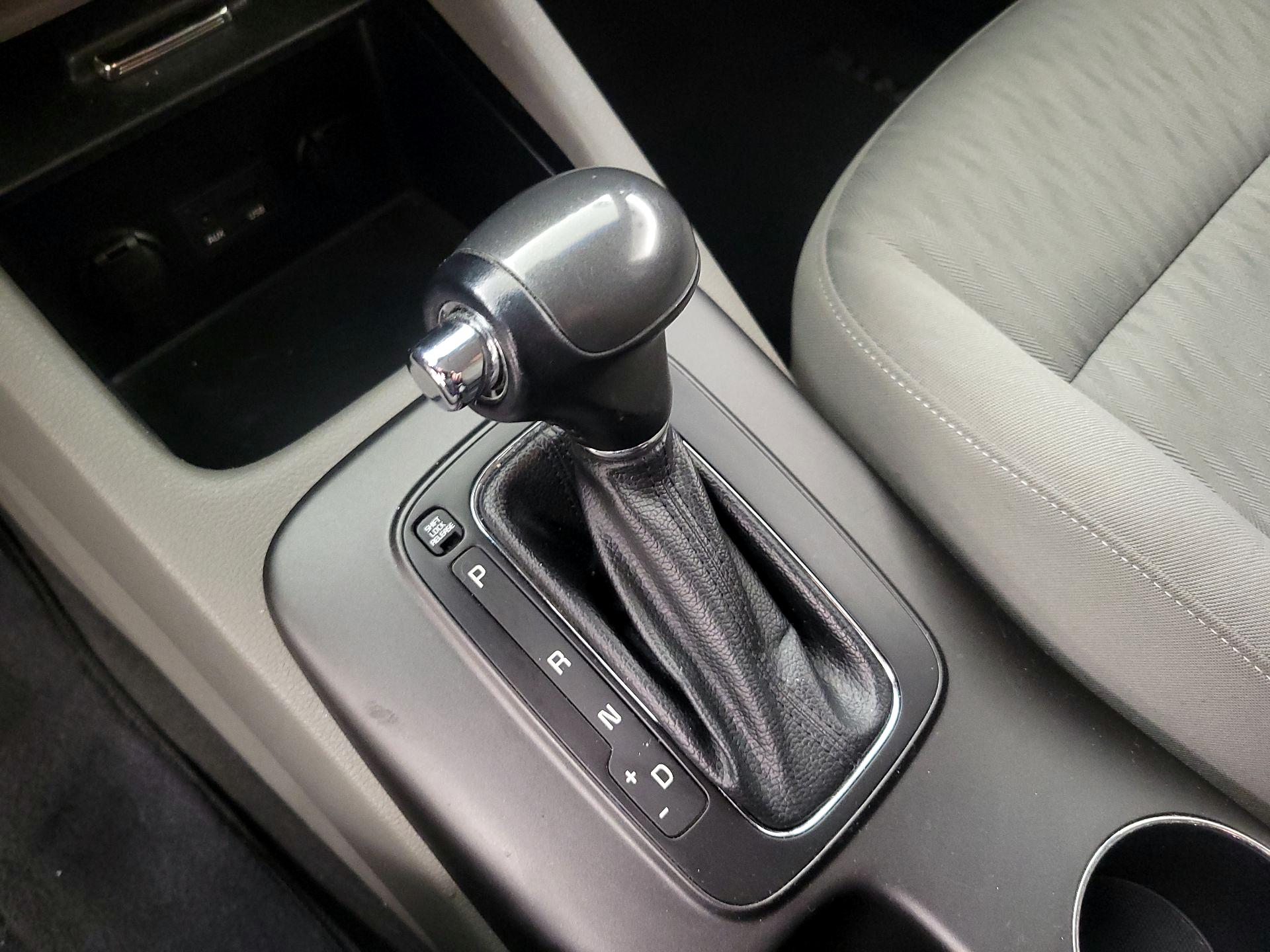 Thumbnail: 2014 Kia Forte - 16