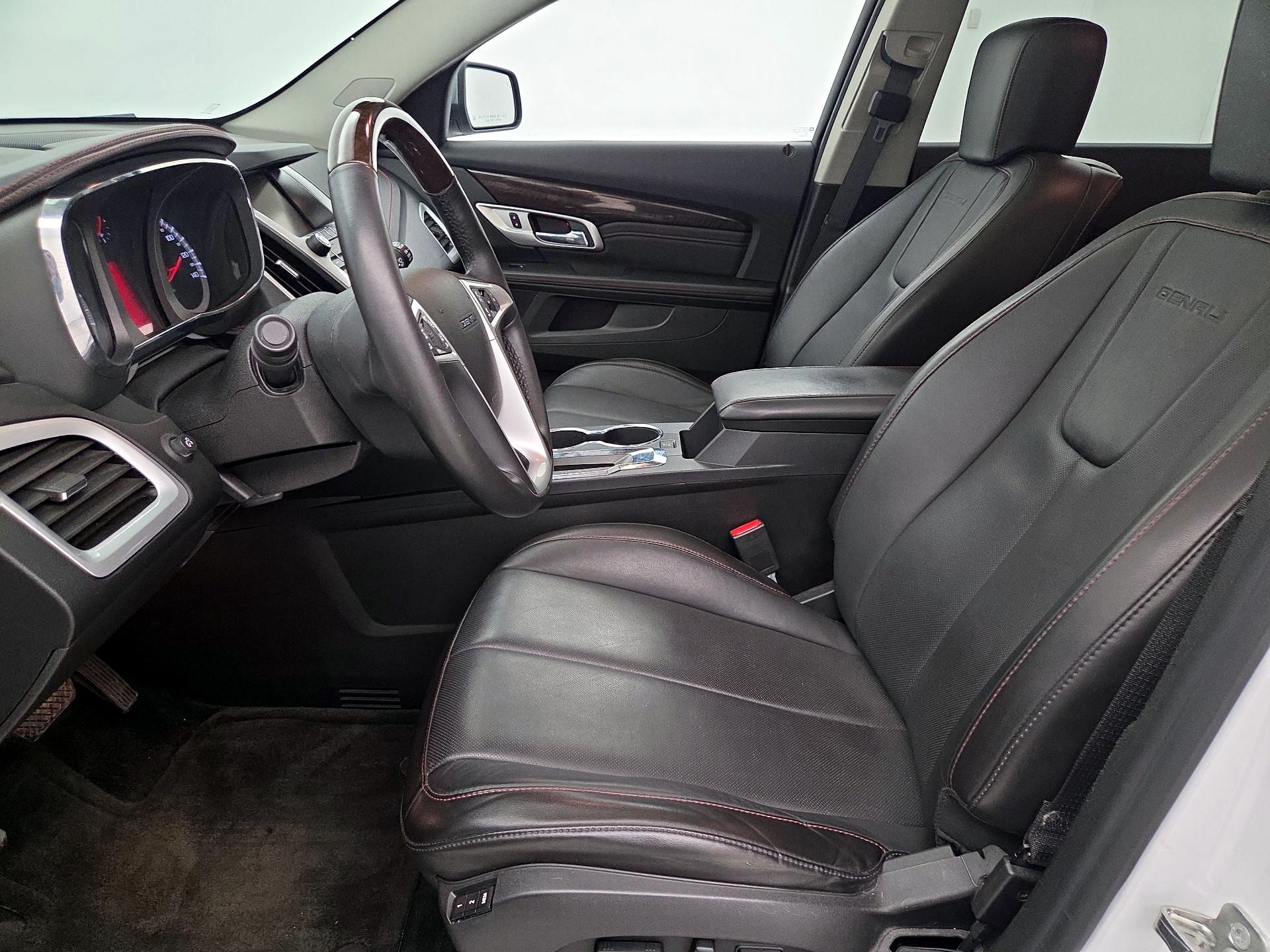 Thumbnail: 2015 GMC Terrain - 11