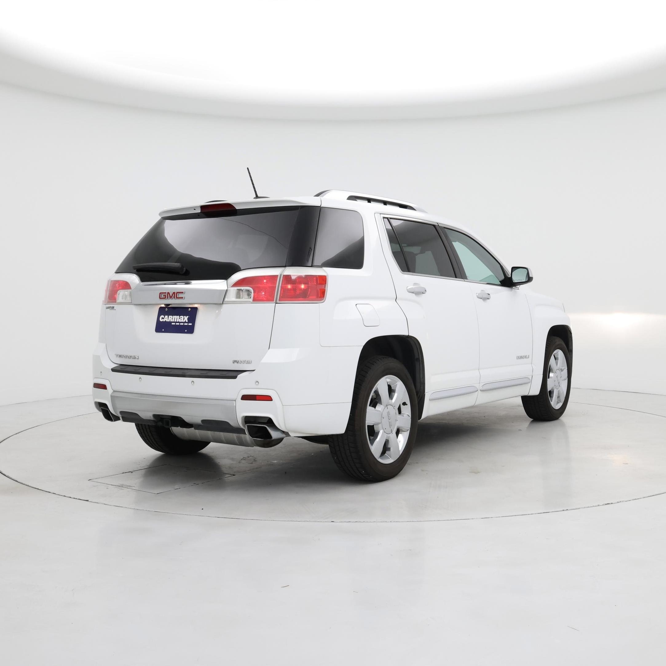 Thumbnail: 2015 GMC Terrain - 8