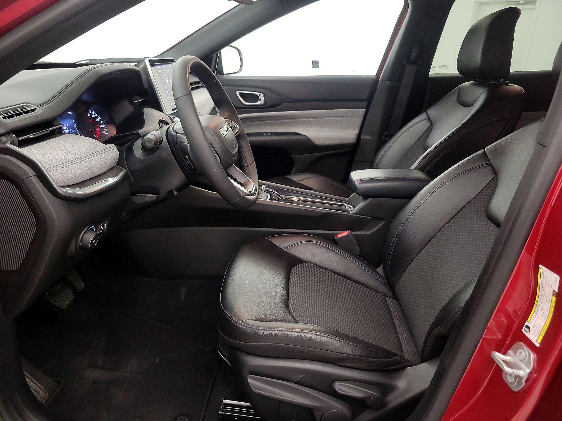 Thumbnail: 2025 Jeep Compass - 11