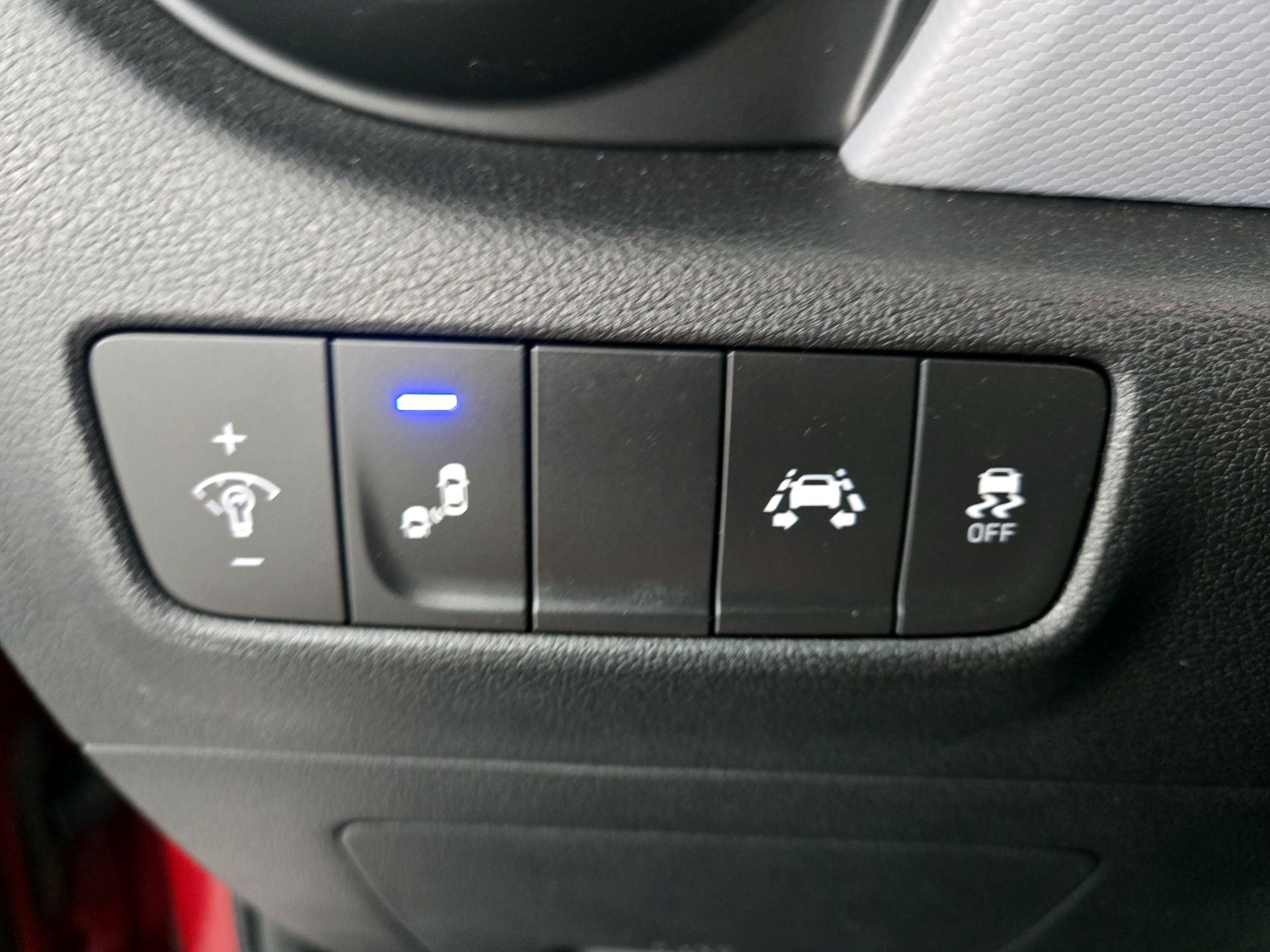 Thumbnail: 2020 Hyundai Kona - 13