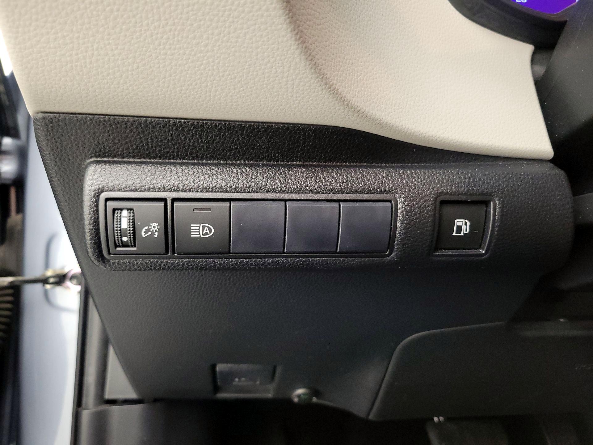 Thumbnail: 2020 Toyota Corolla - 13