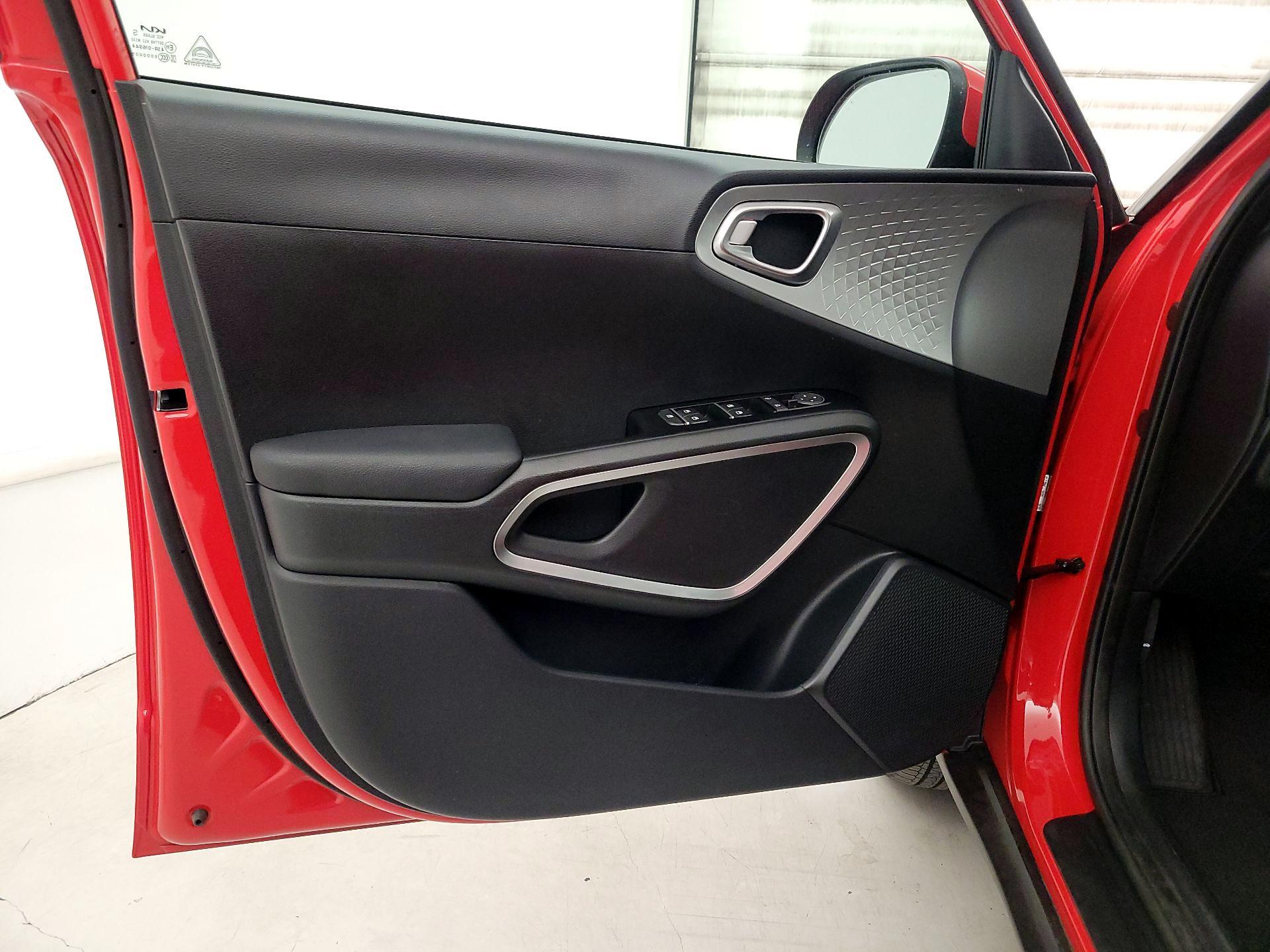 Thumbnail: 2025 Kia Soul - 12