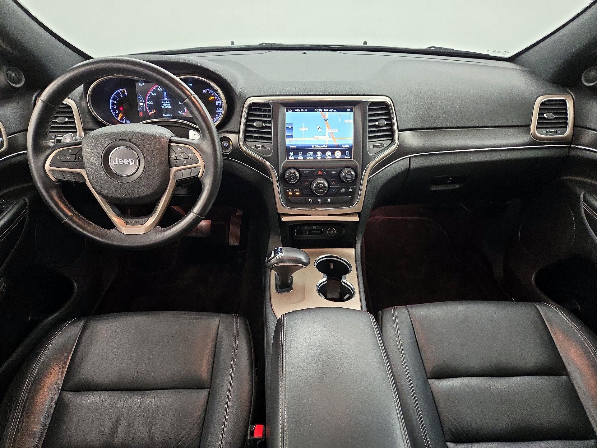 Thumbnail: 2015 Jeep Grand Cherokee - 9