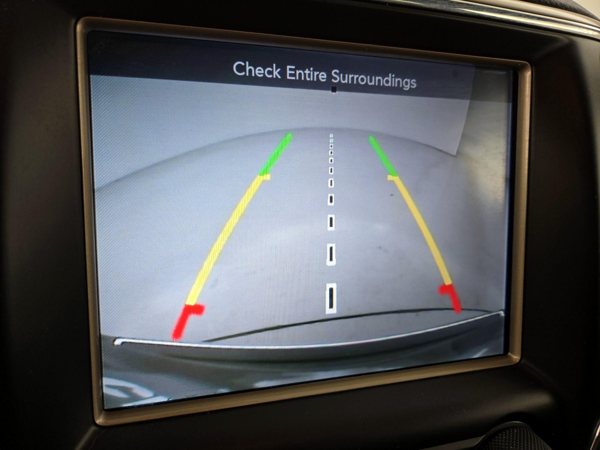 Thumbnail: 2015 Jeep Grand Cherokee - 15