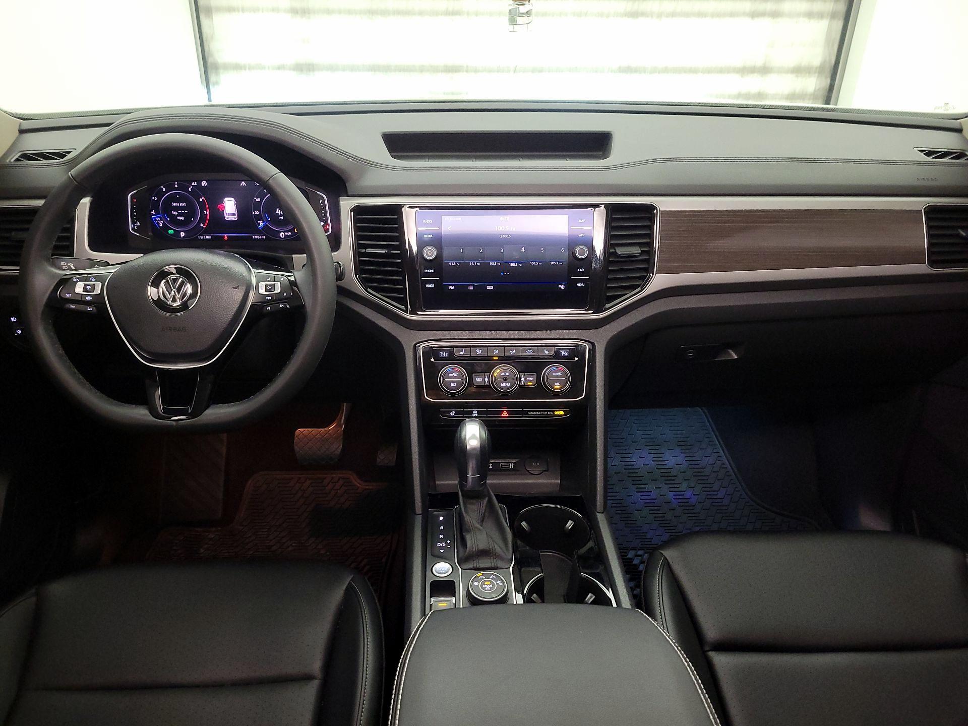 Thumbnail: 2019 Volkswagen Atlas - 9