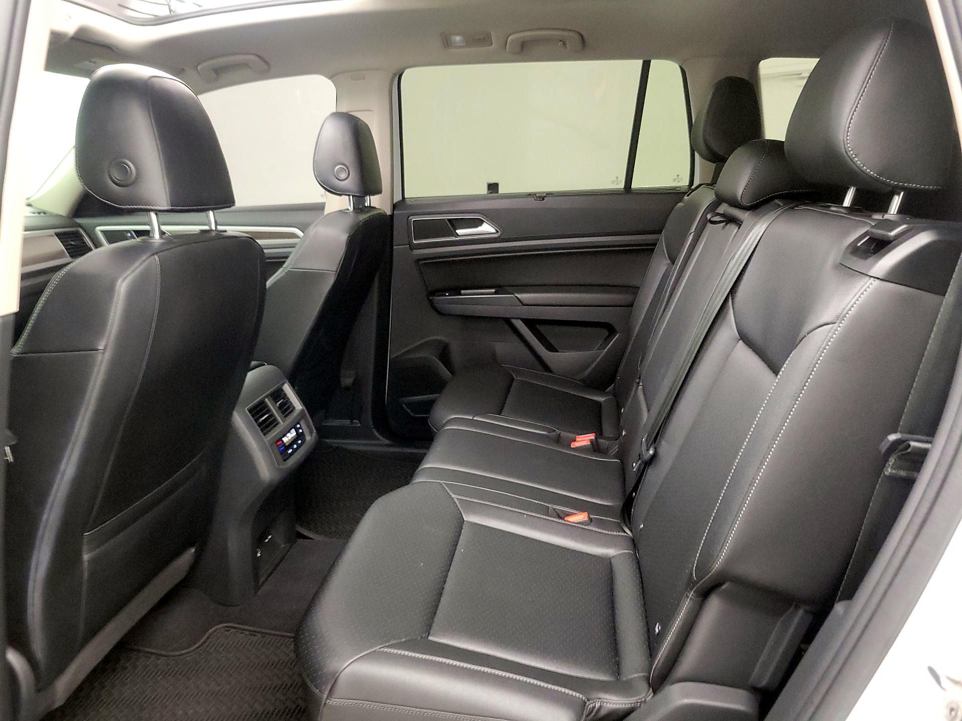 Thumbnail: 2019 Volkswagen Atlas - 20