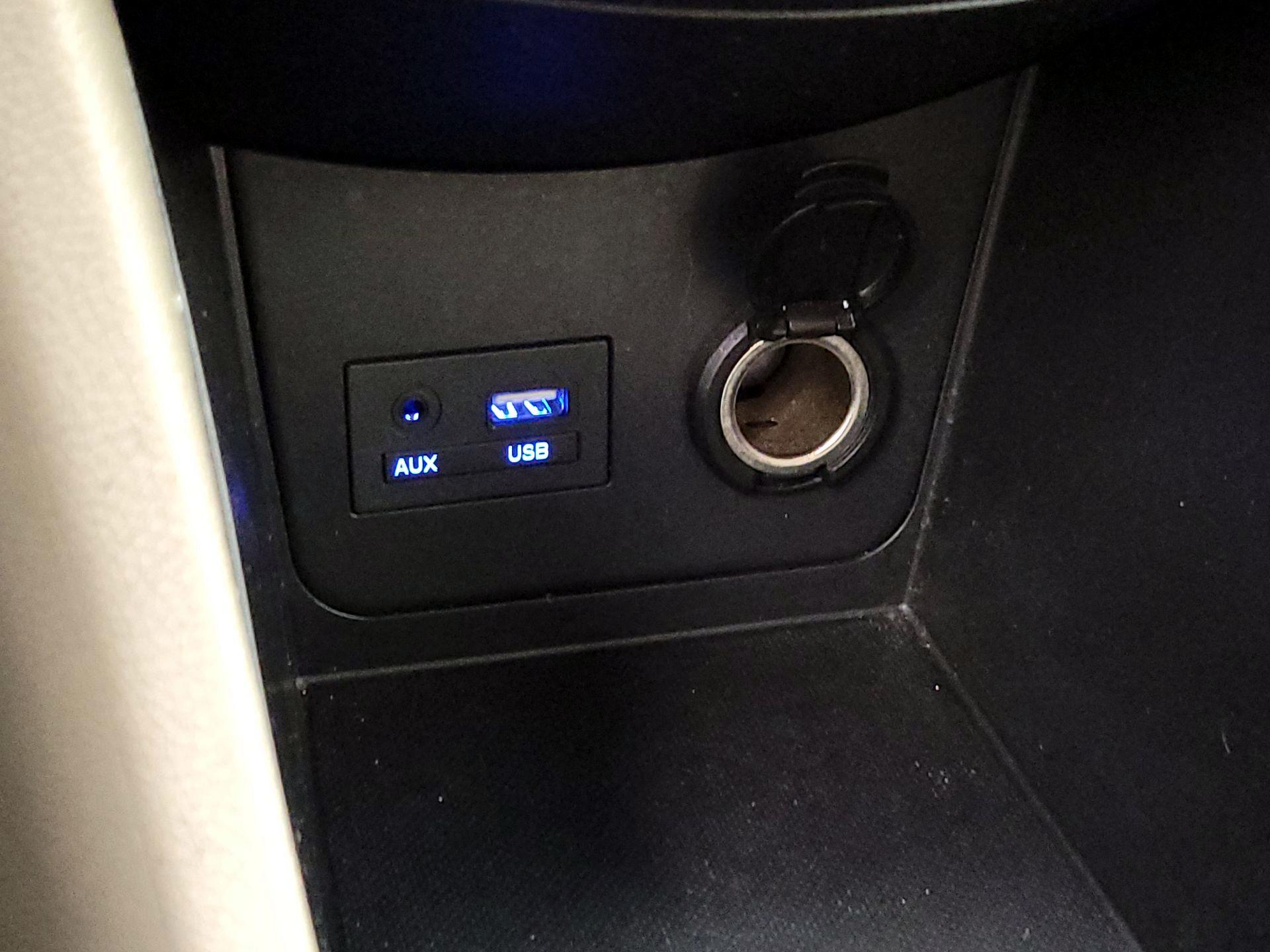 Thumbnail: 2017 Hyundai Accent - 17