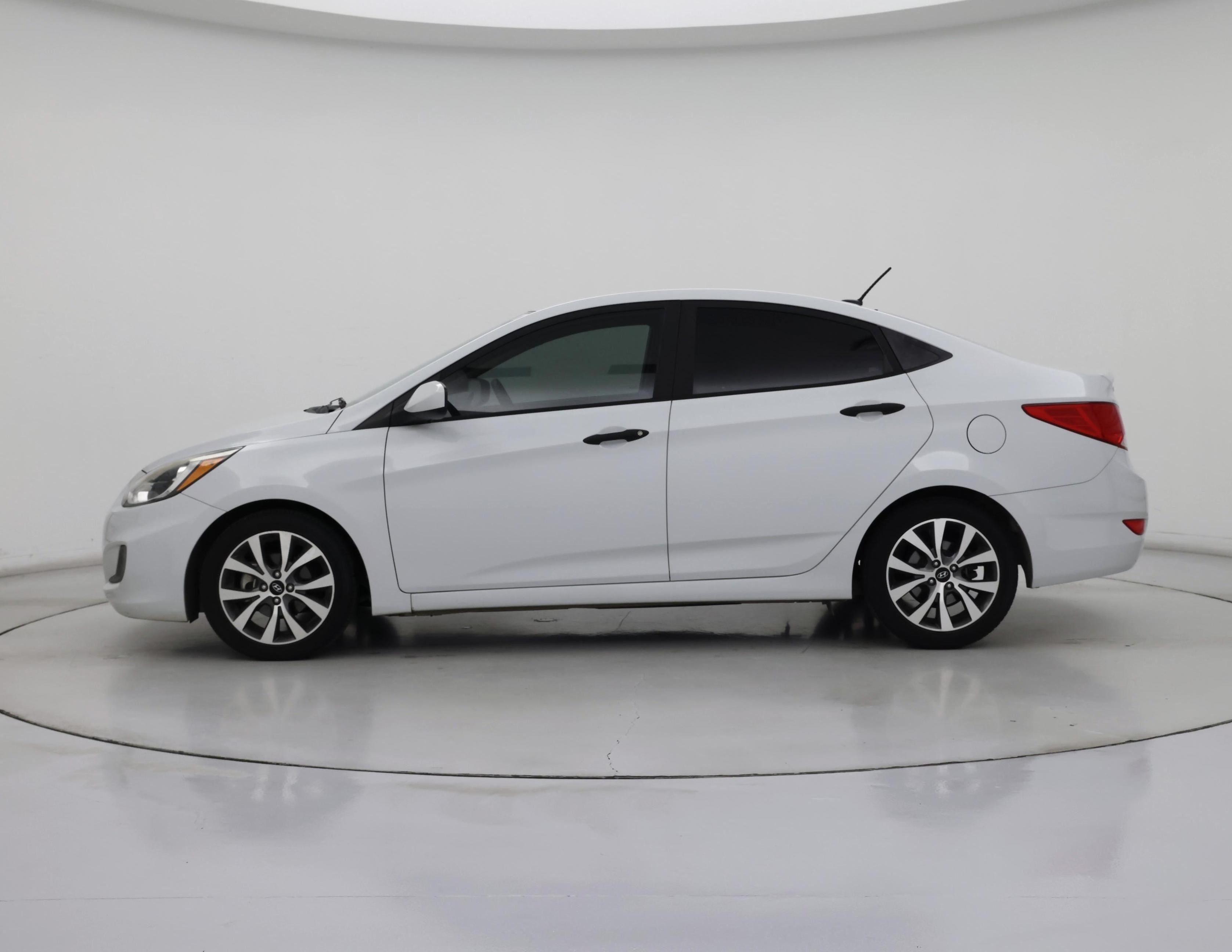 Thumbnail: 2017 Hyundai Accent - 3