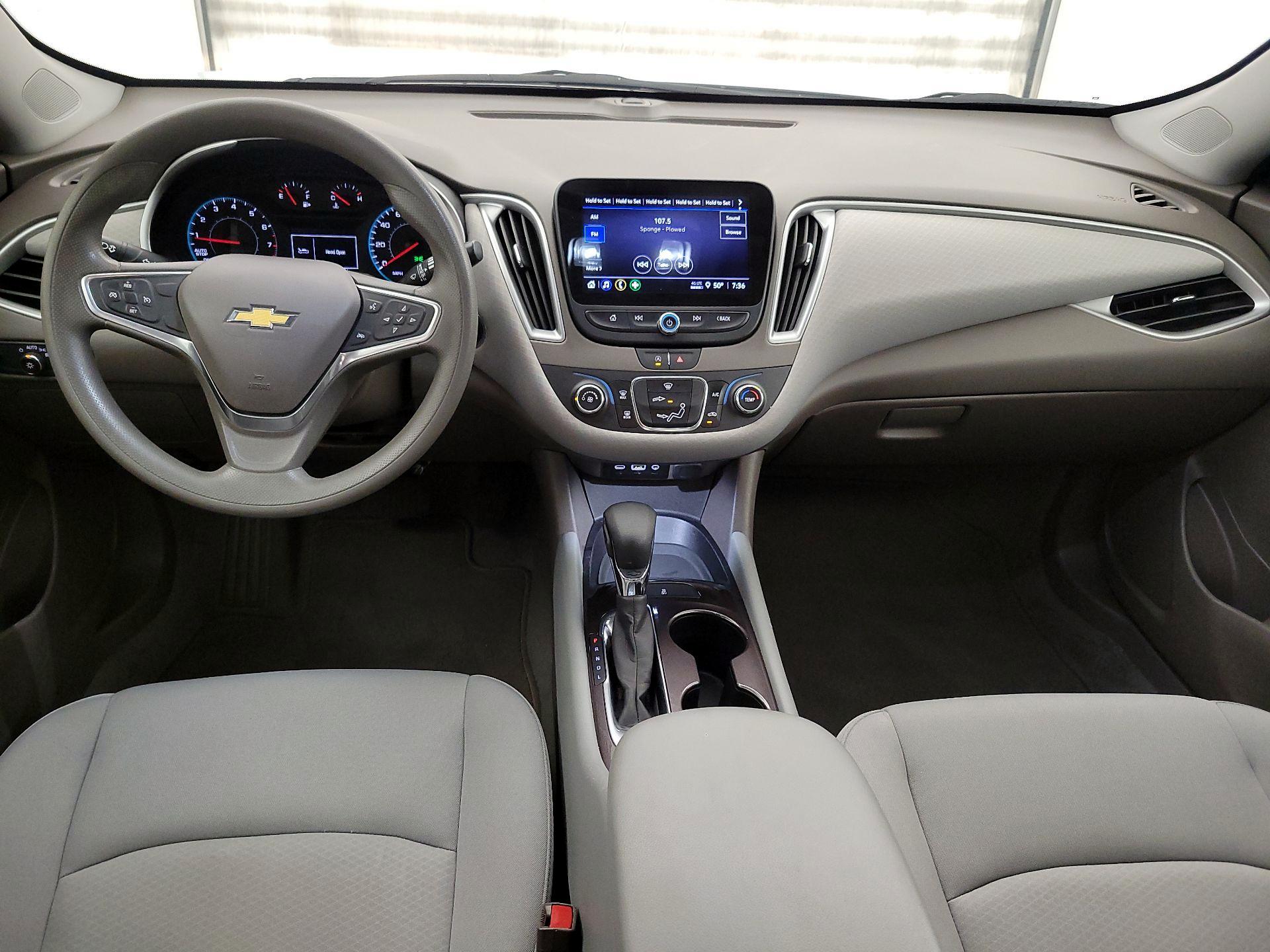 Thumbnail: 2022 Chevrolet Malibu - 9