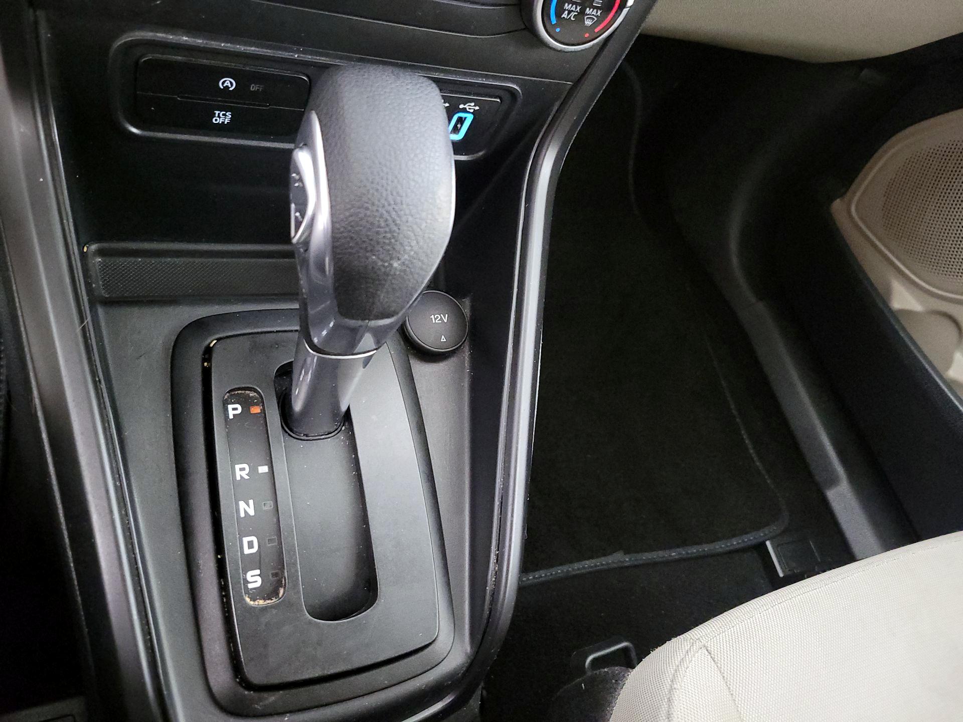 Thumbnail: 2018 Ford EcoSport - 17