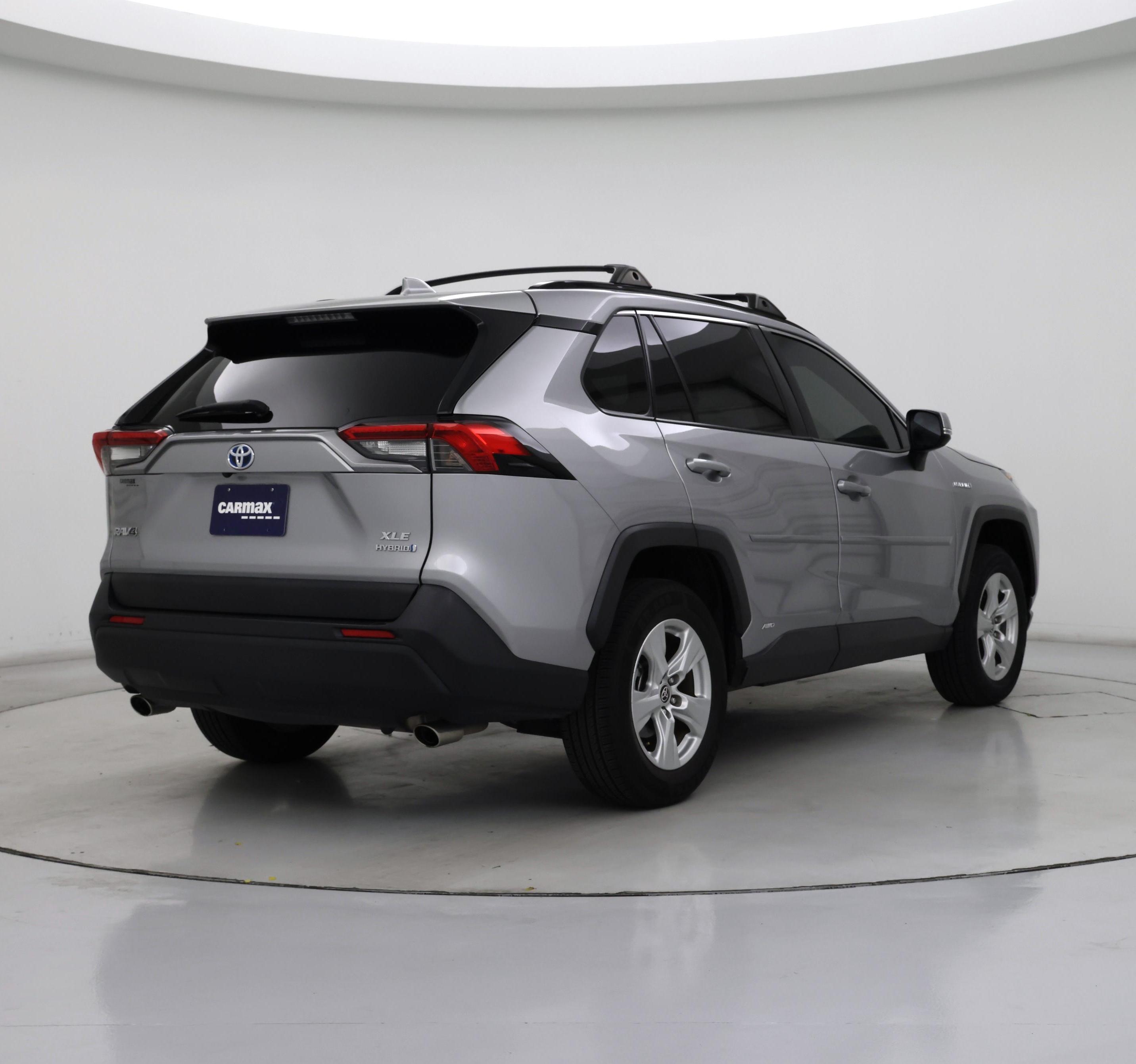 Thumbnail: 2021 Toyota RAV4 - 8