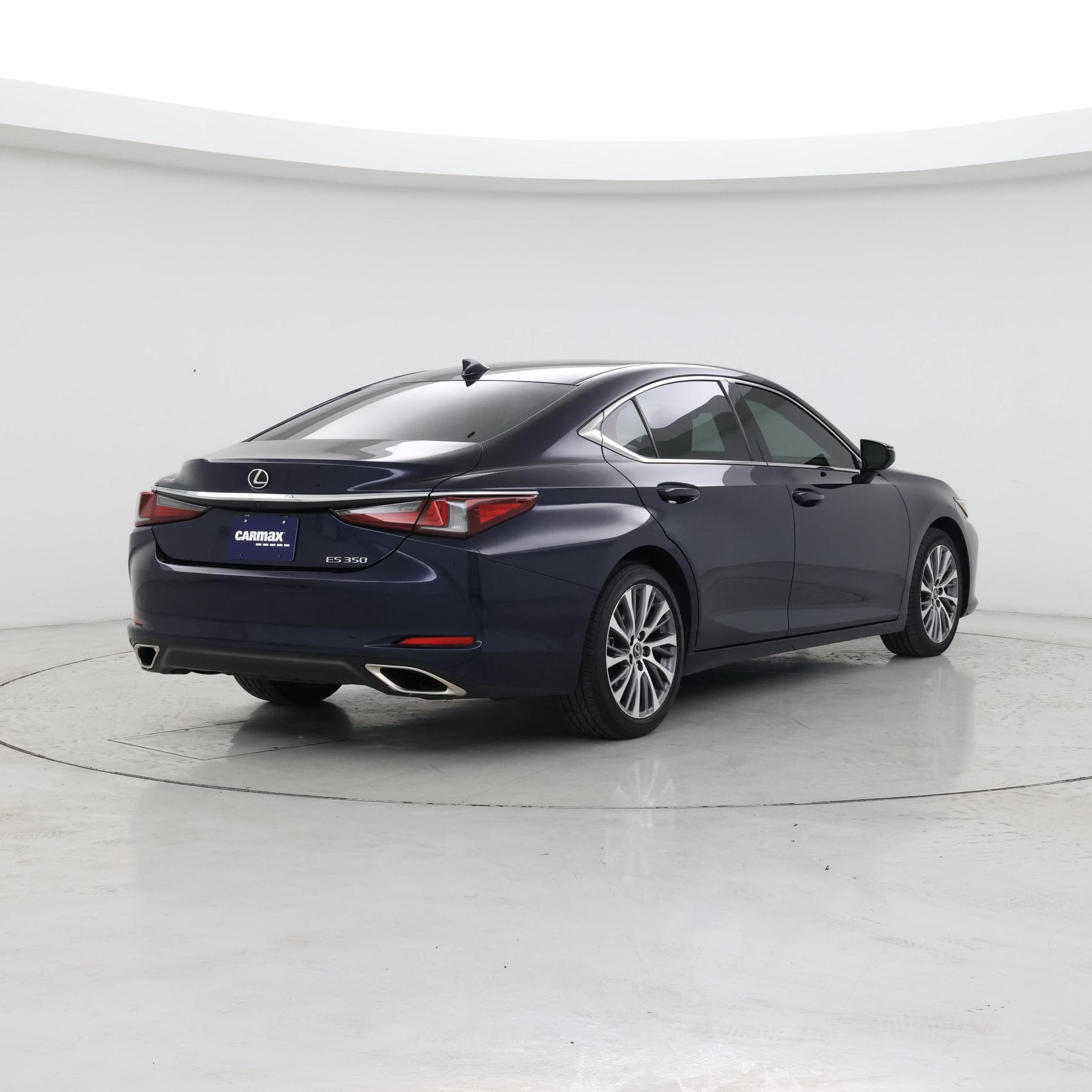 Thumbnail: 2021 Lexus ES - 8