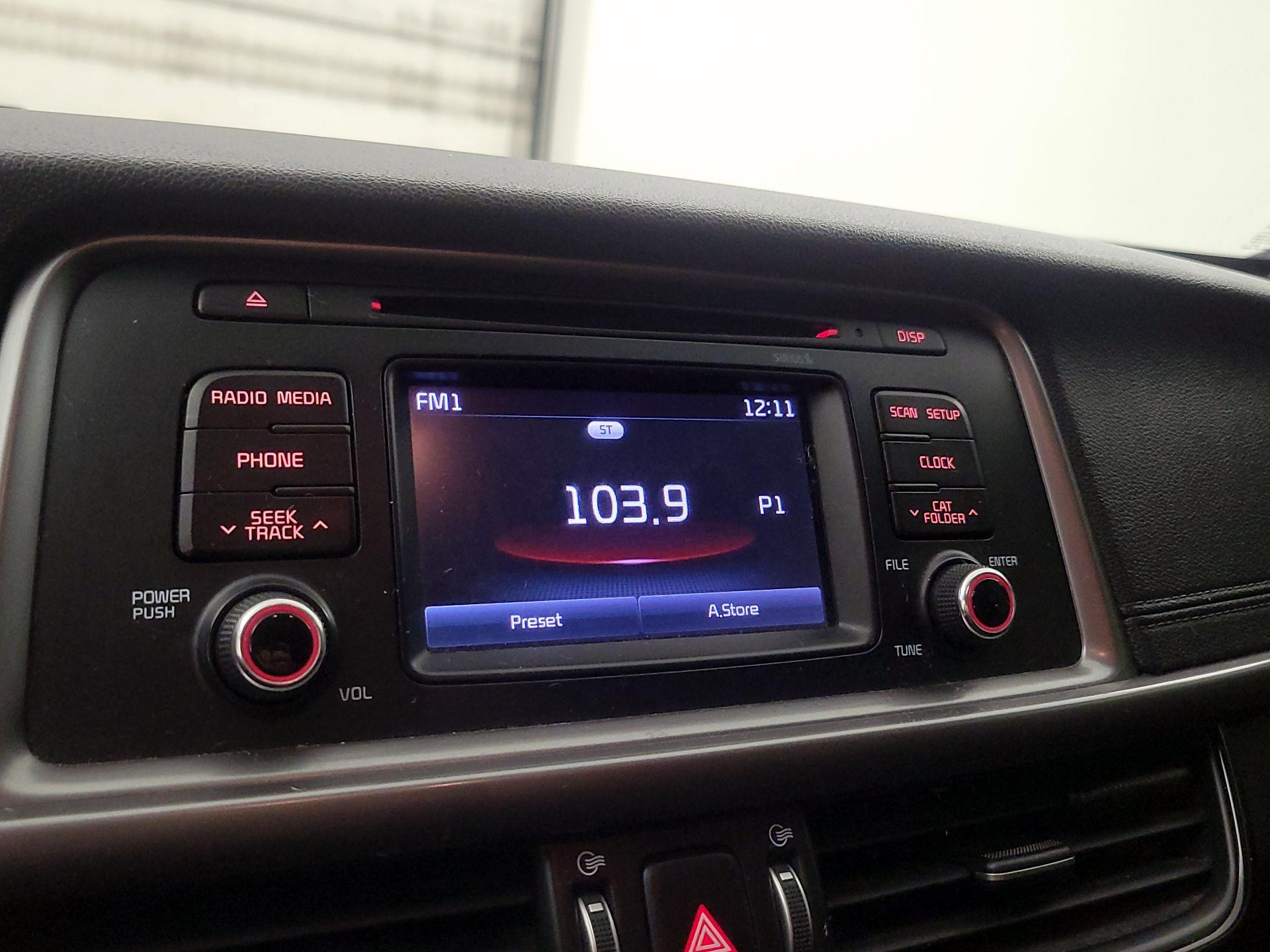 Thumbnail: 2016 Kia Optima - 15