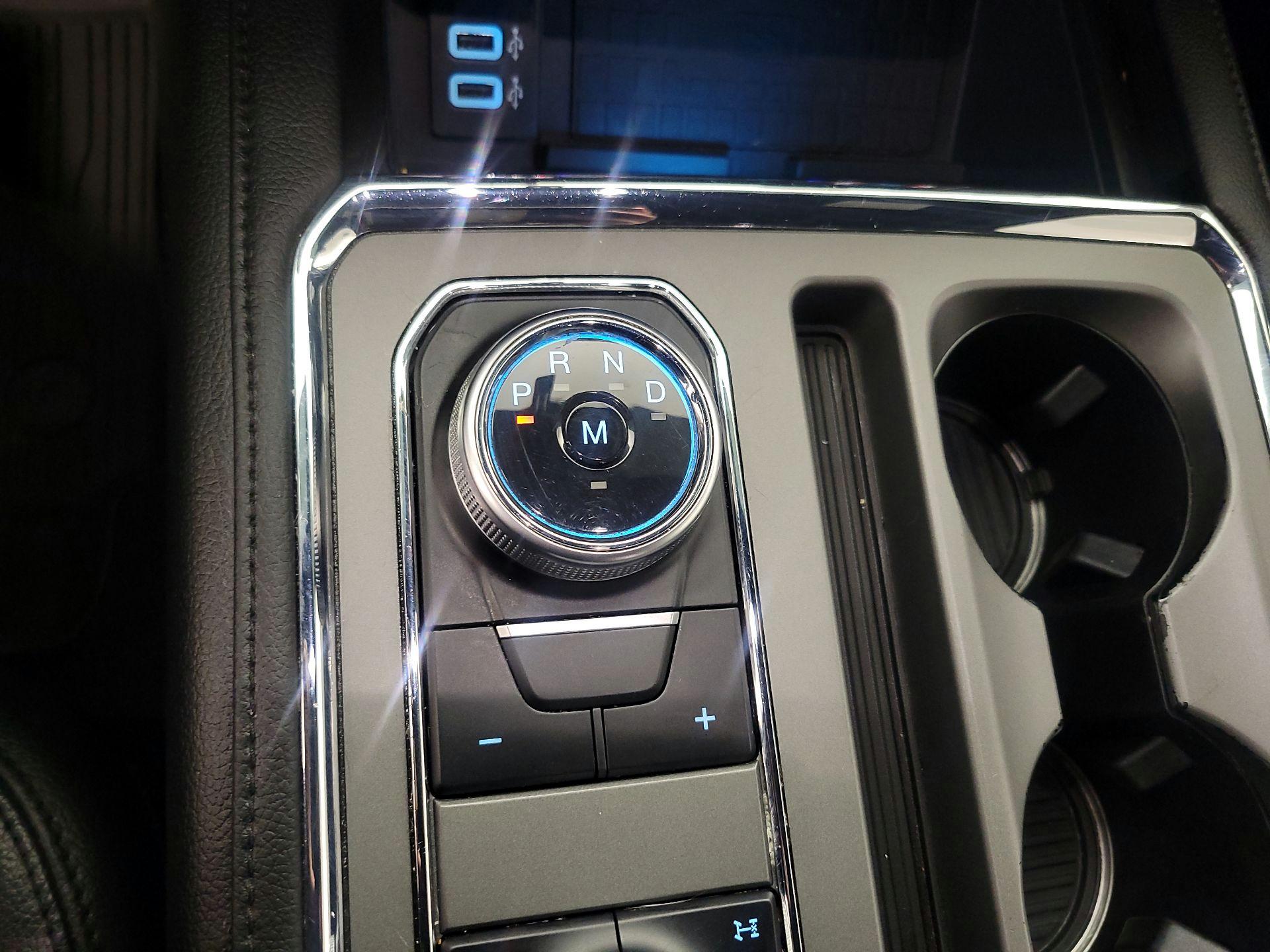 Thumbnail: 2019 Ford Expedition - 18