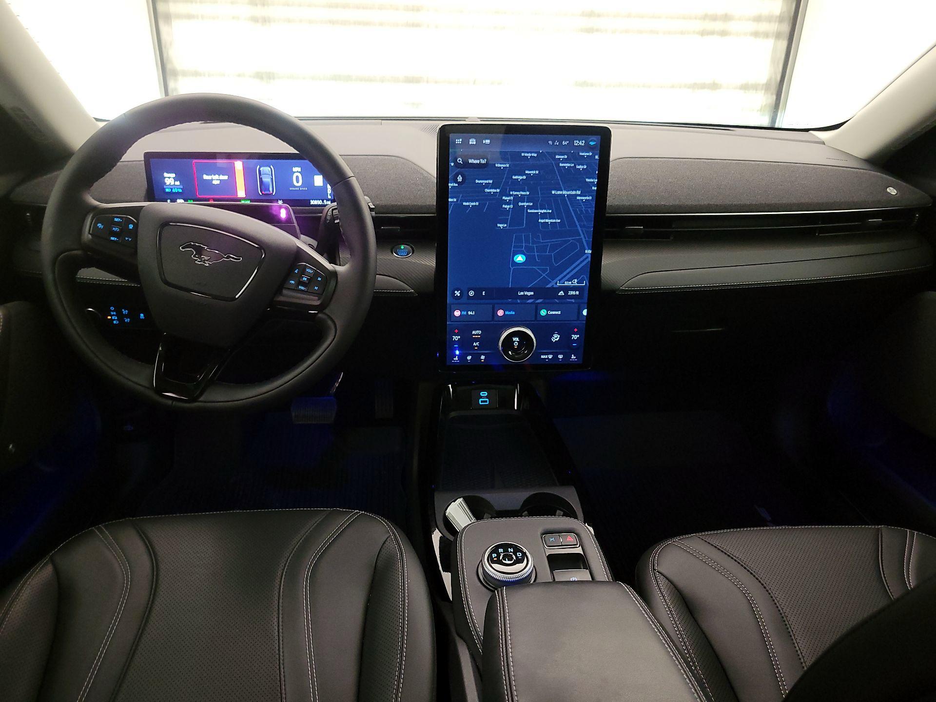 Thumbnail: 2022 Ford Mustang Mach-E - 9