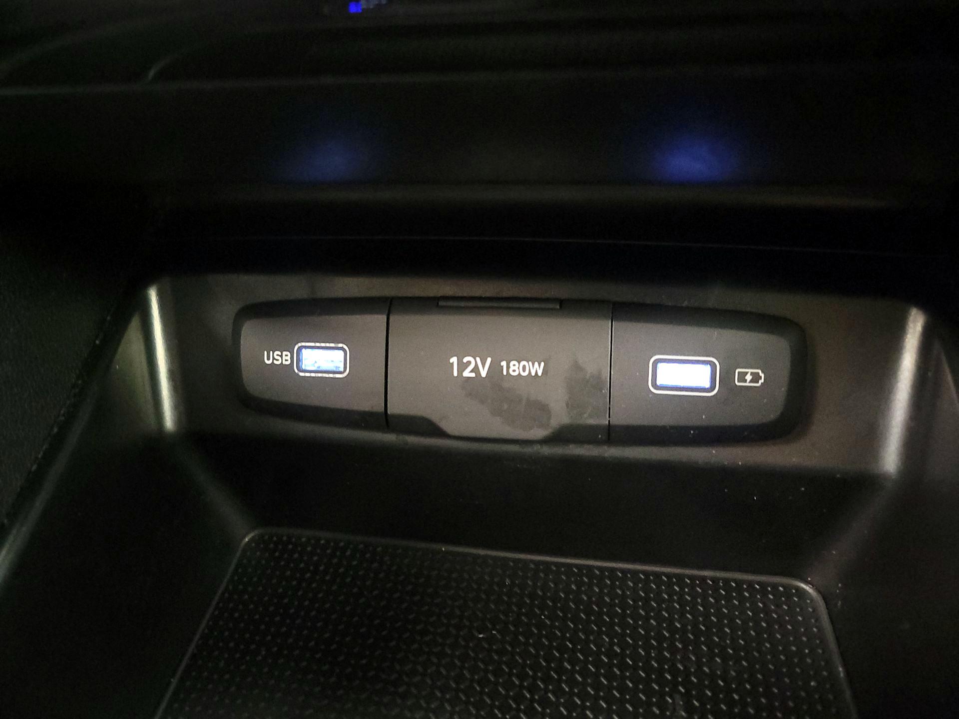 Thumbnail: 2023 Hyundai Santa Cruz - 18