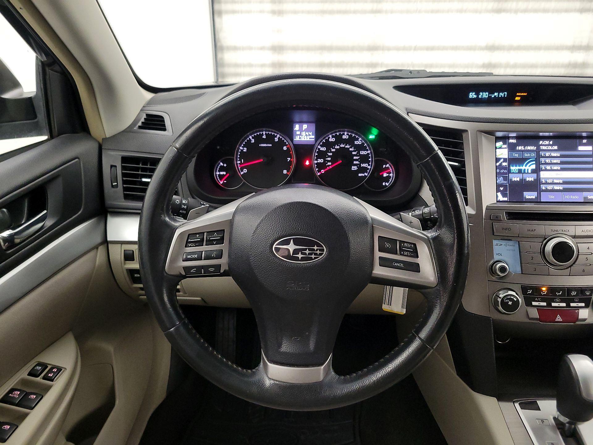 Thumbnail: 2014 Subaru Outback - 10