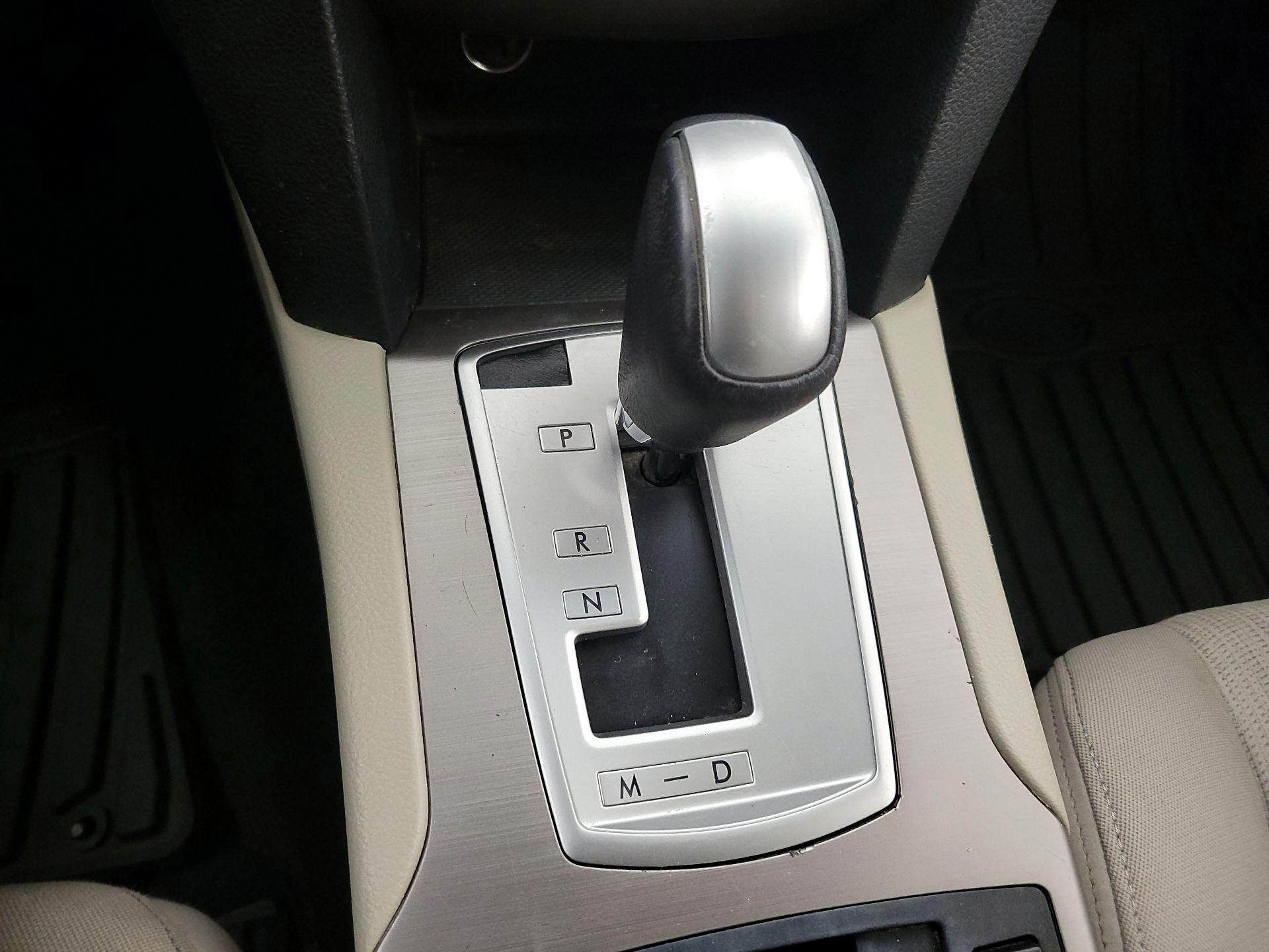 Thumbnail: 2014 Subaru Outback - 17