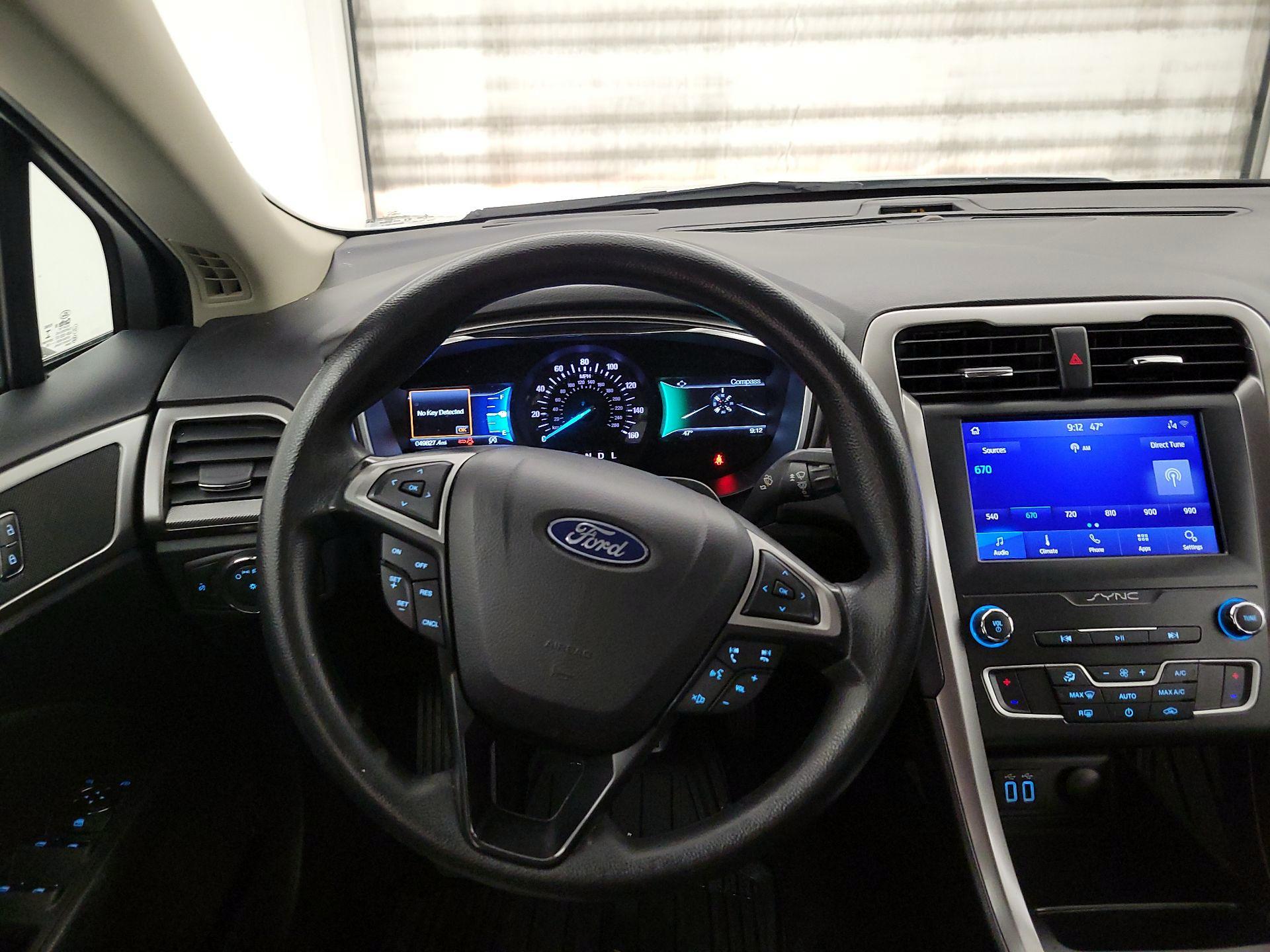 Thumbnail: 2020 Ford Fusion - 10