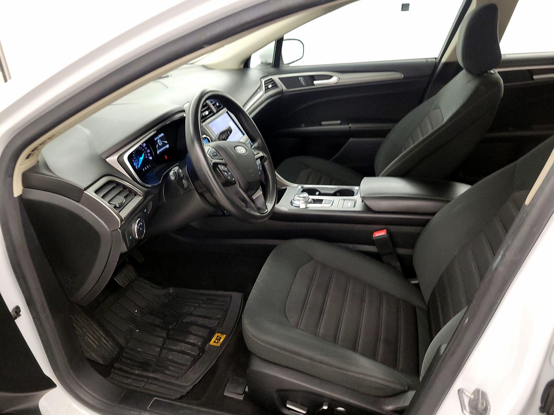 Thumbnail: 2020 Ford Fusion - 11