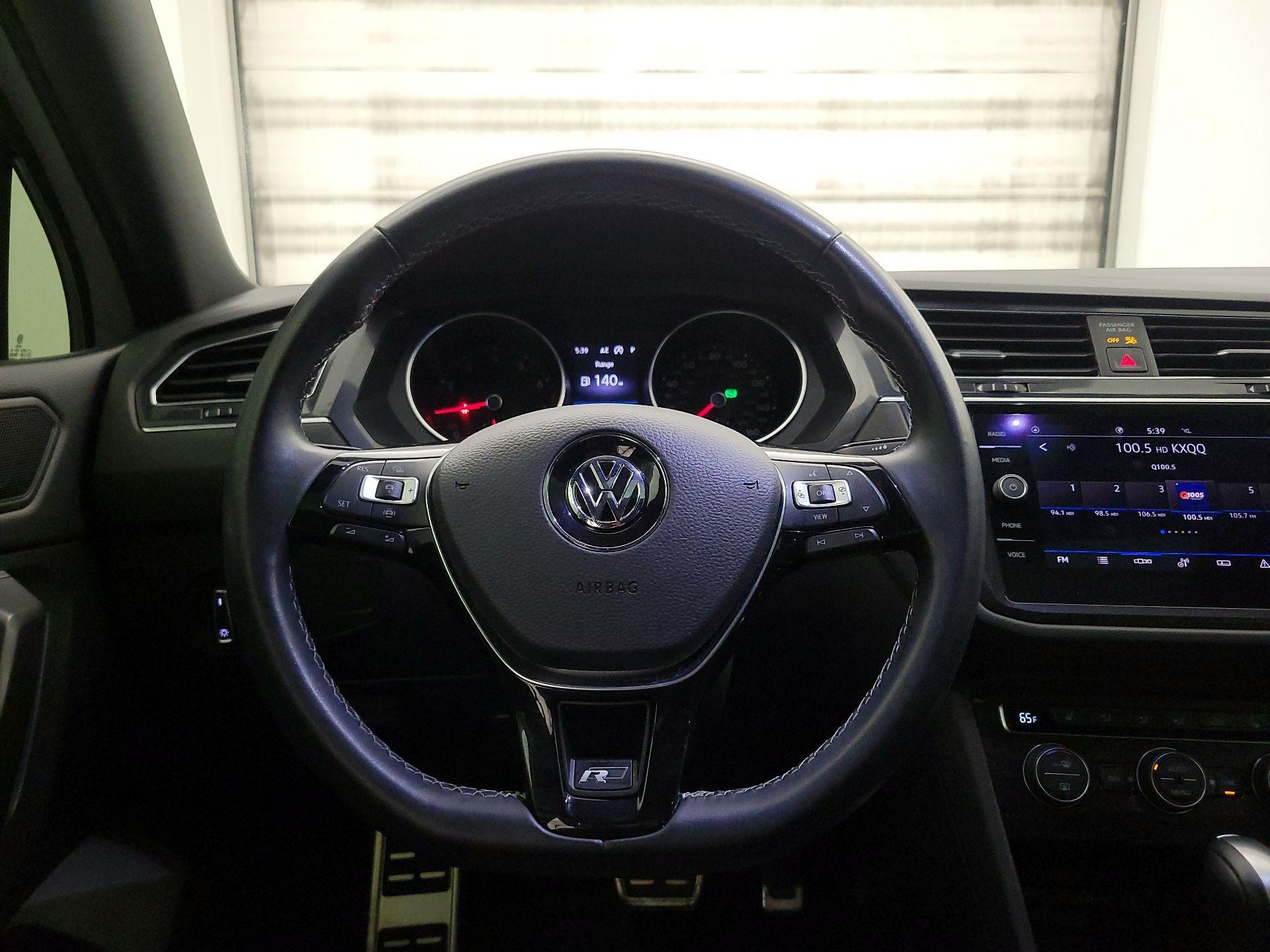 Thumbnail: 2021 Volkswagen Tiguan - 10