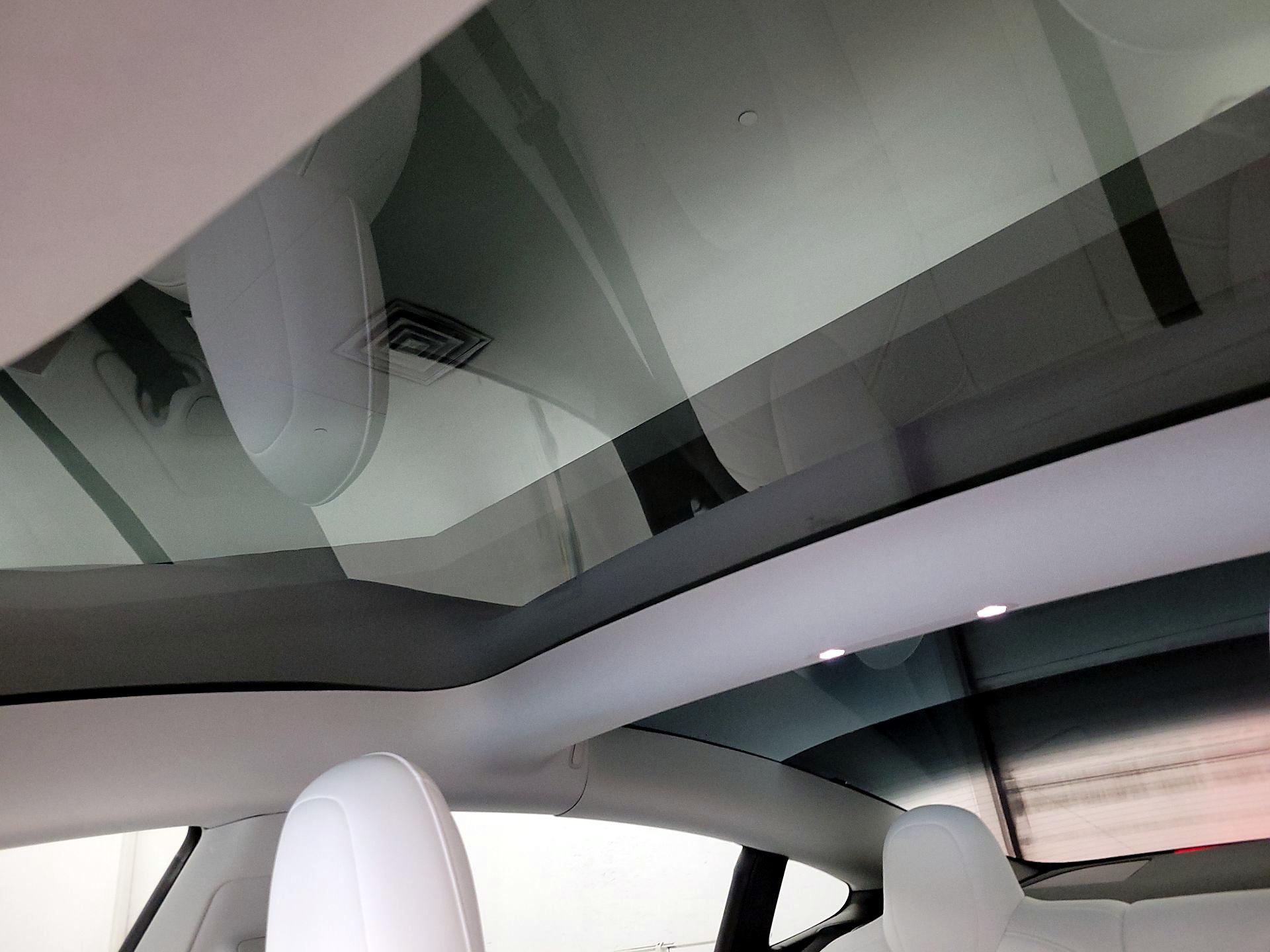 Thumbnail: 2022 Tesla Model 3 - 18