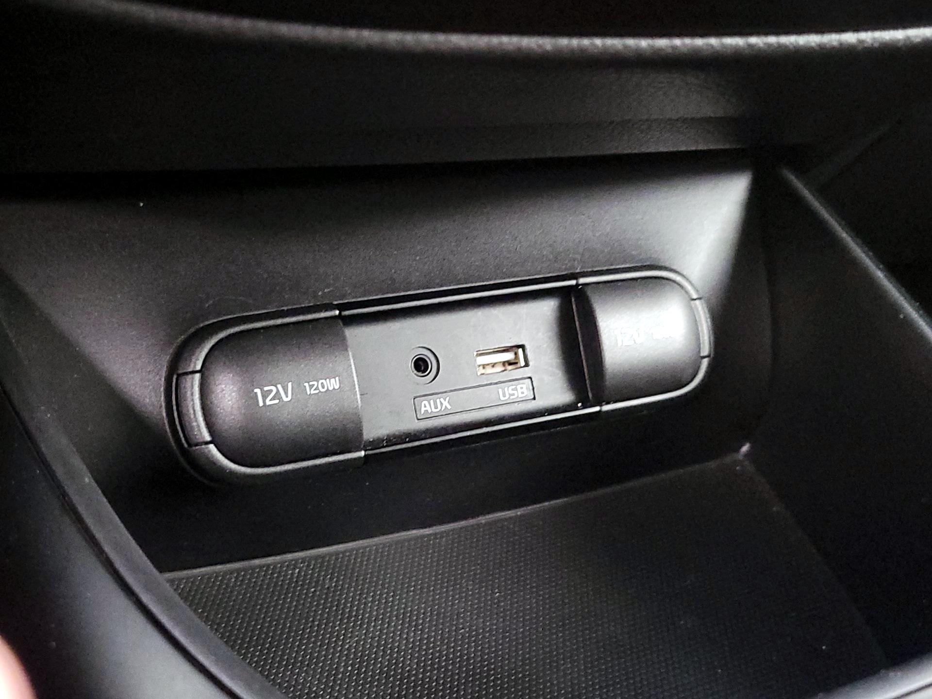 Thumbnail: 2019 Kia Soul - 18