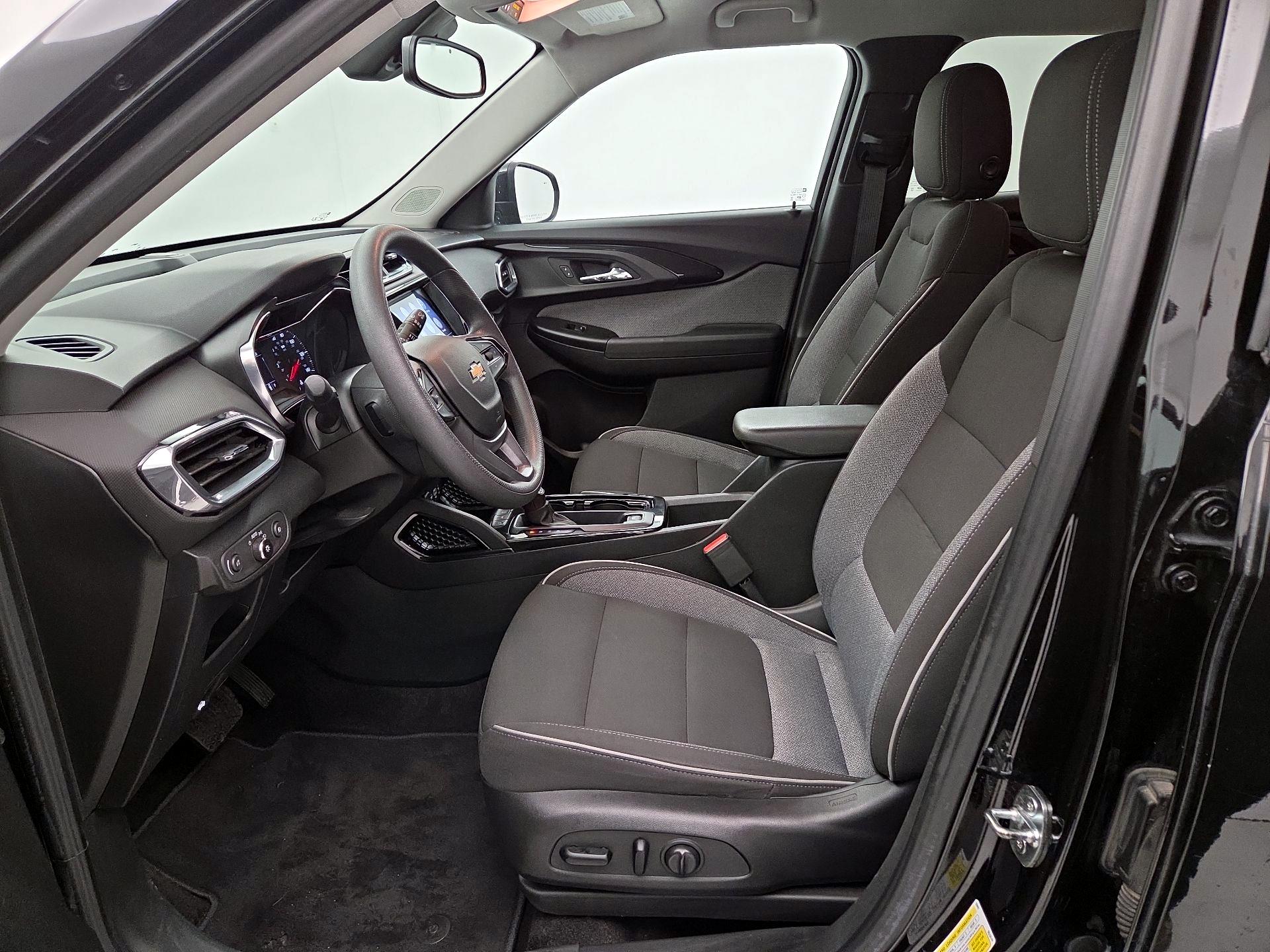 Thumbnail: 2022 Chevrolet TrailBlazer - 11