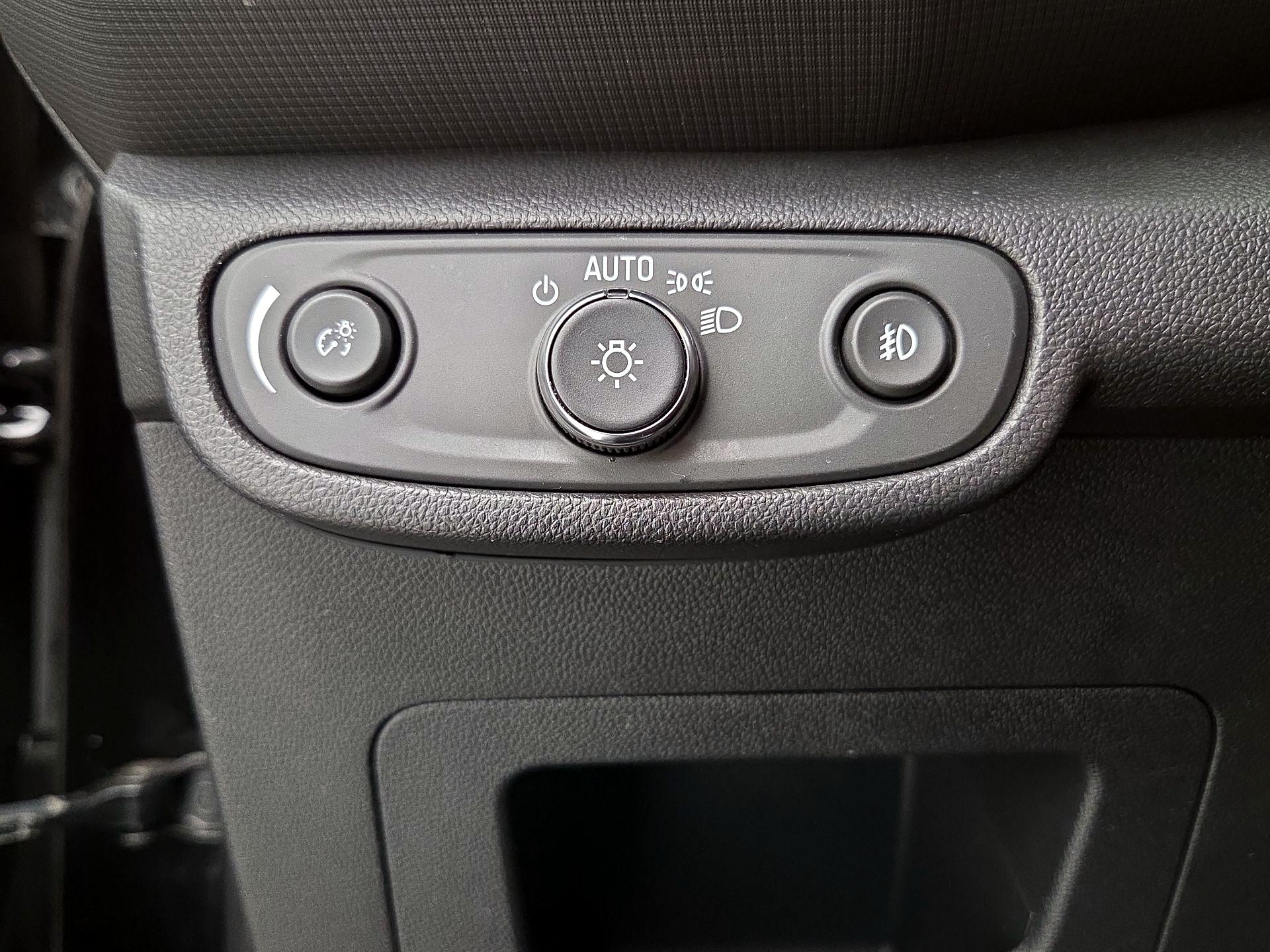 Thumbnail: 2022 Chevrolet TrailBlazer - 13