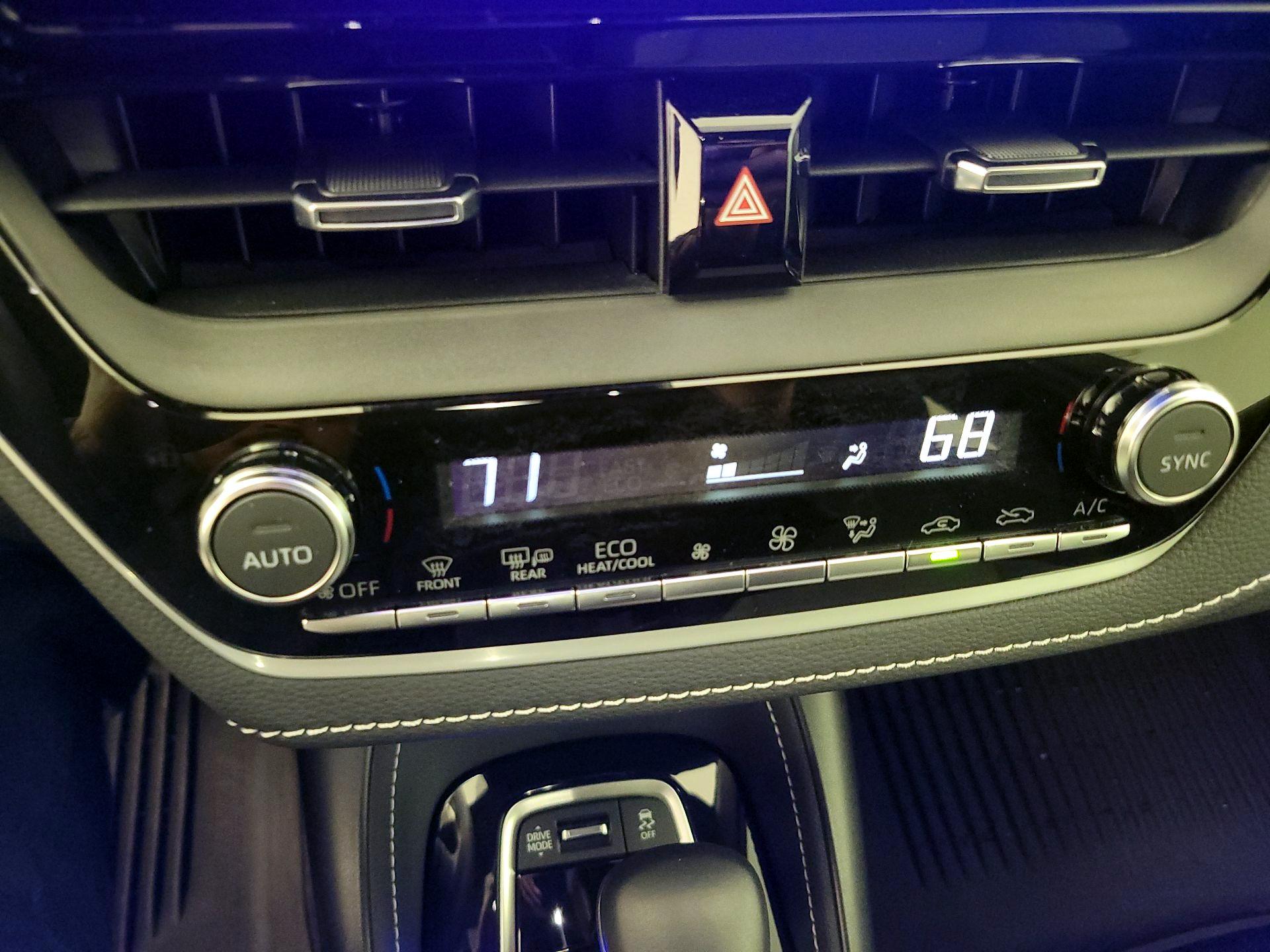 Thumbnail: 2025 Toyota Corolla - 16