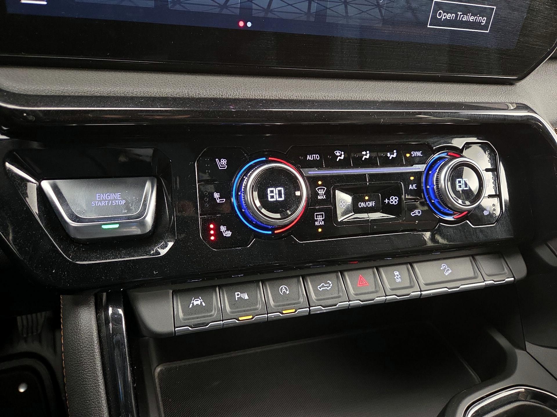 Thumbnail: 2024 GMC Sierra 1500 - 17