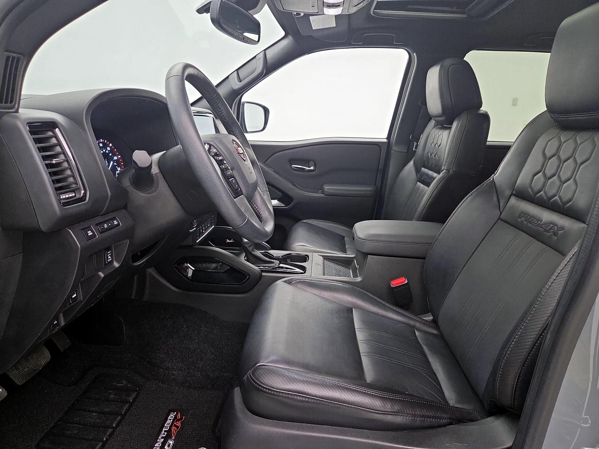 Thumbnail: 2022 Nissan Frontier - 11