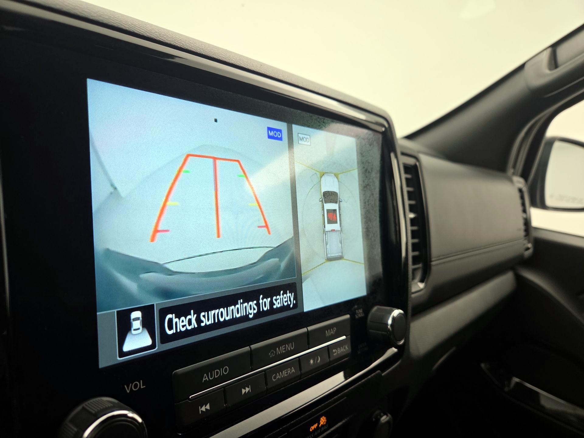 Thumbnail: 2022 Nissan Frontier - 14