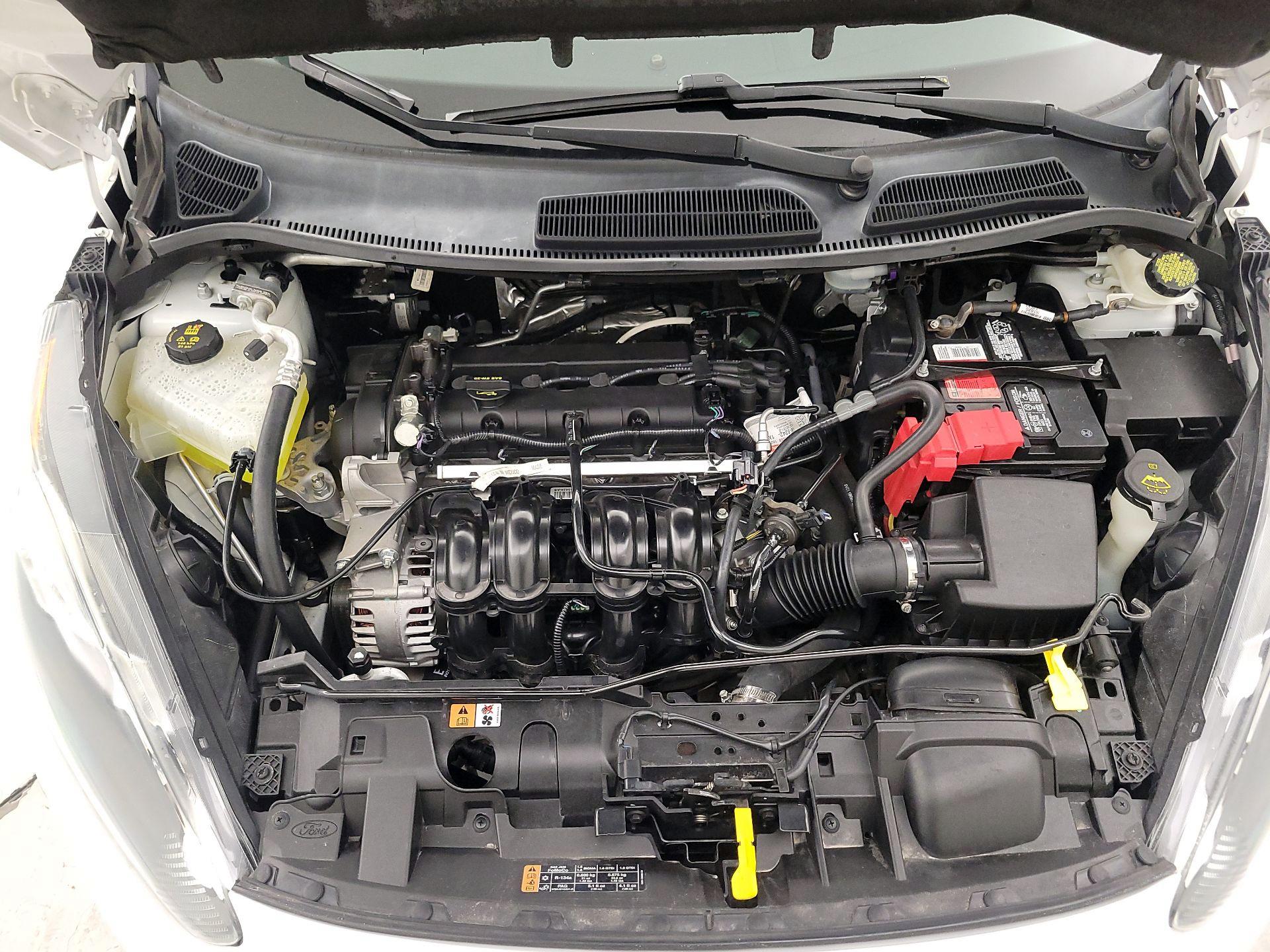 Thumbnail: 2015 Ford Fiesta - 20