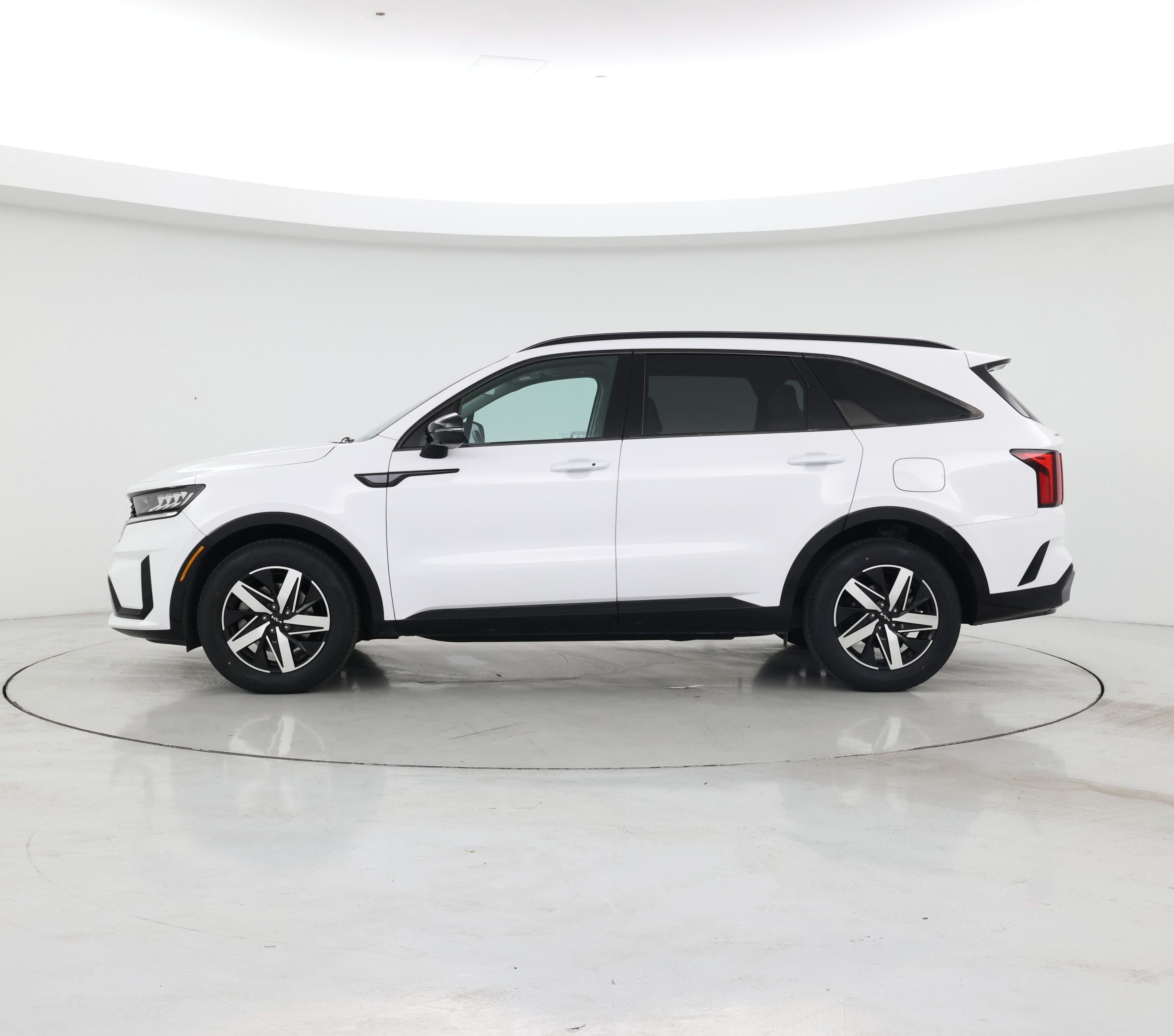 Thumbnail: 2023 Kia Sorento - 3