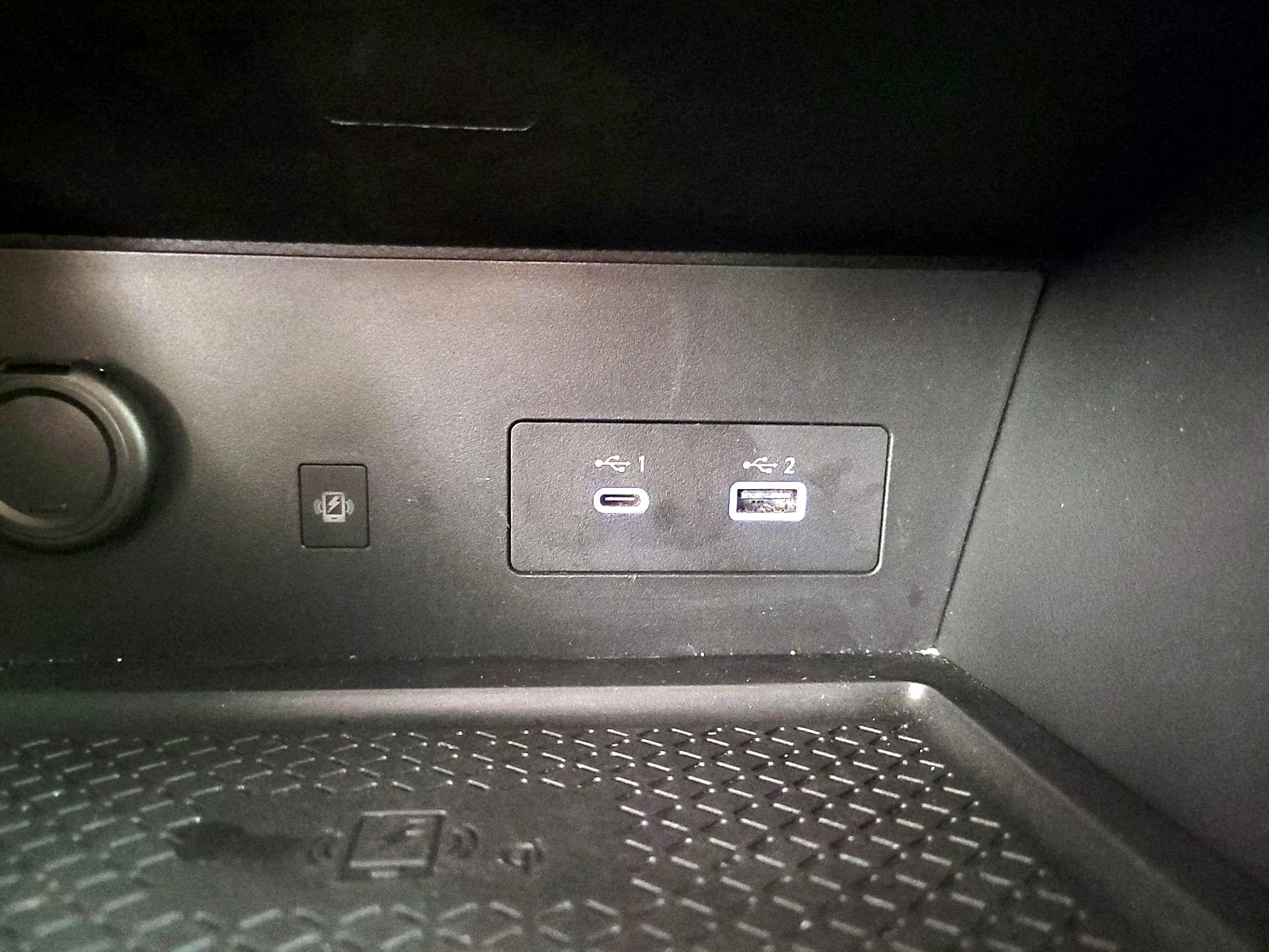 Thumbnail: 2022 Nissan Pathfinder - 19