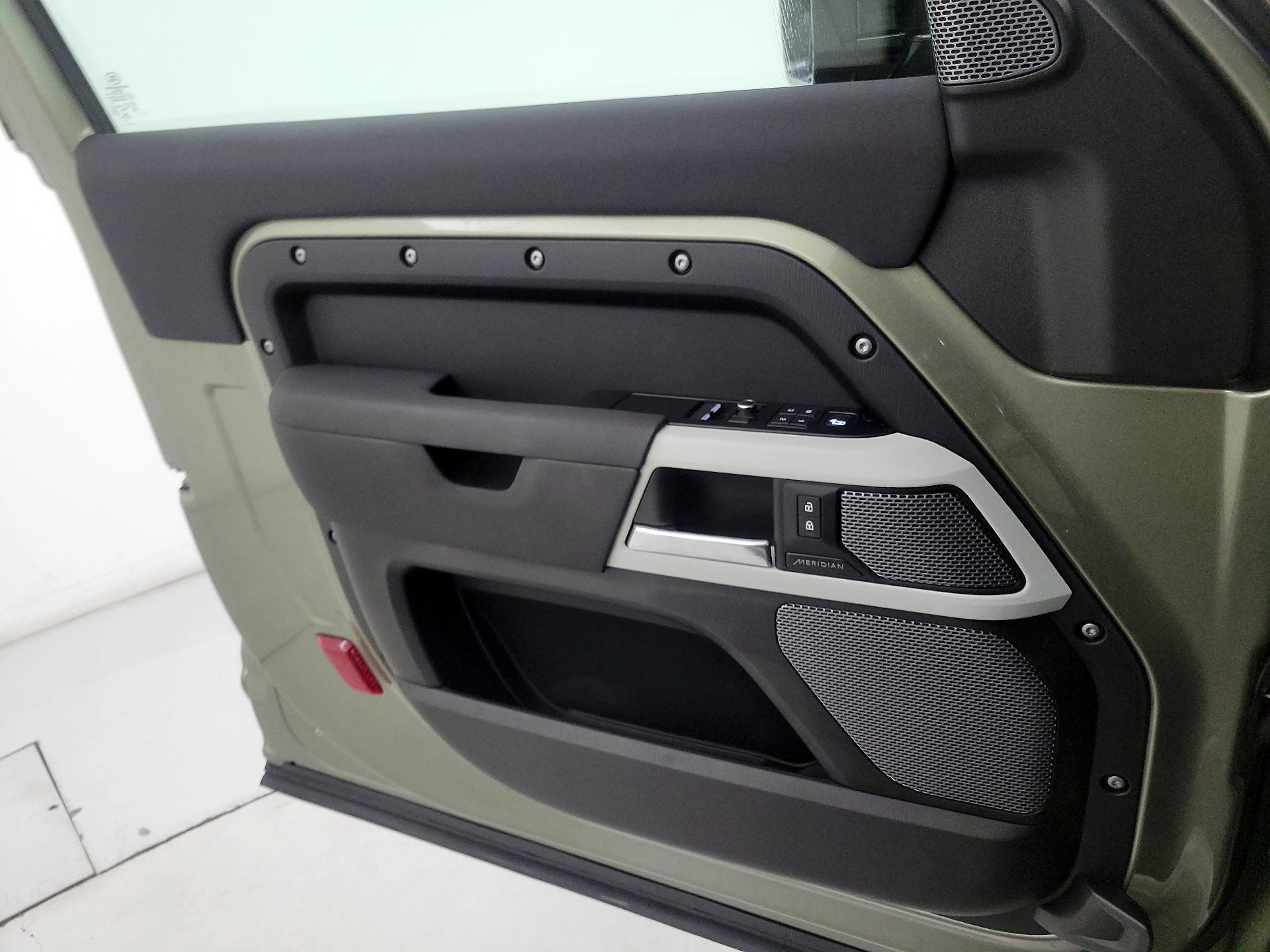 Thumbnail: 2021 Land Rover Defender - 12