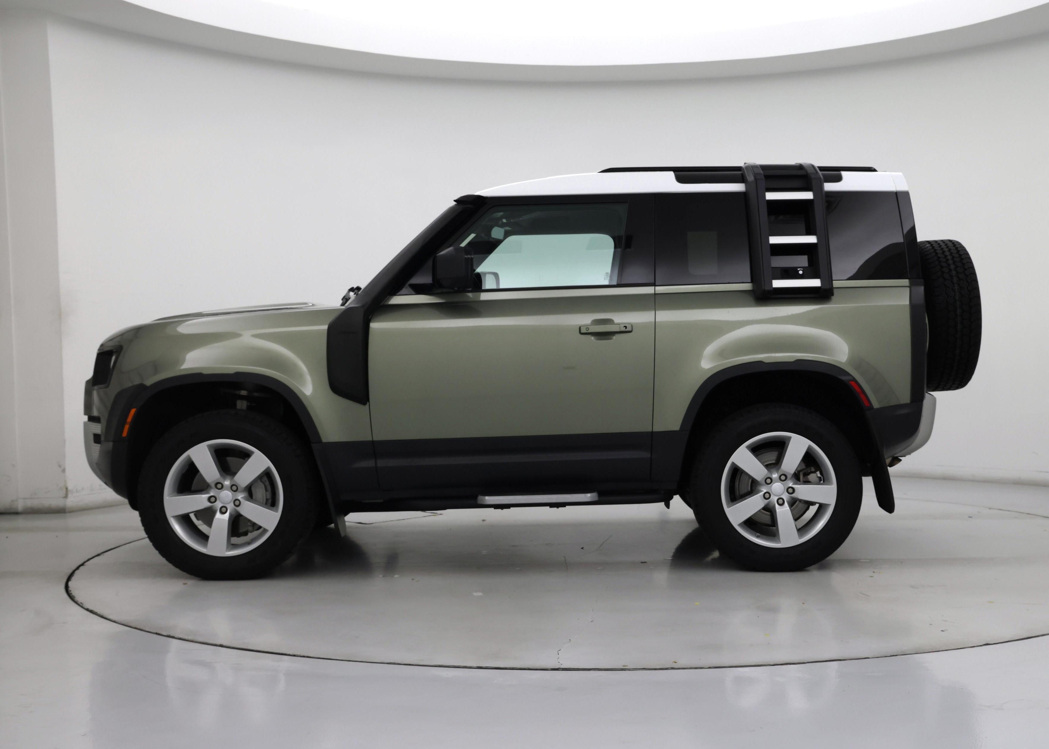 Thumbnail: 2021 Land Rover Defender - 3