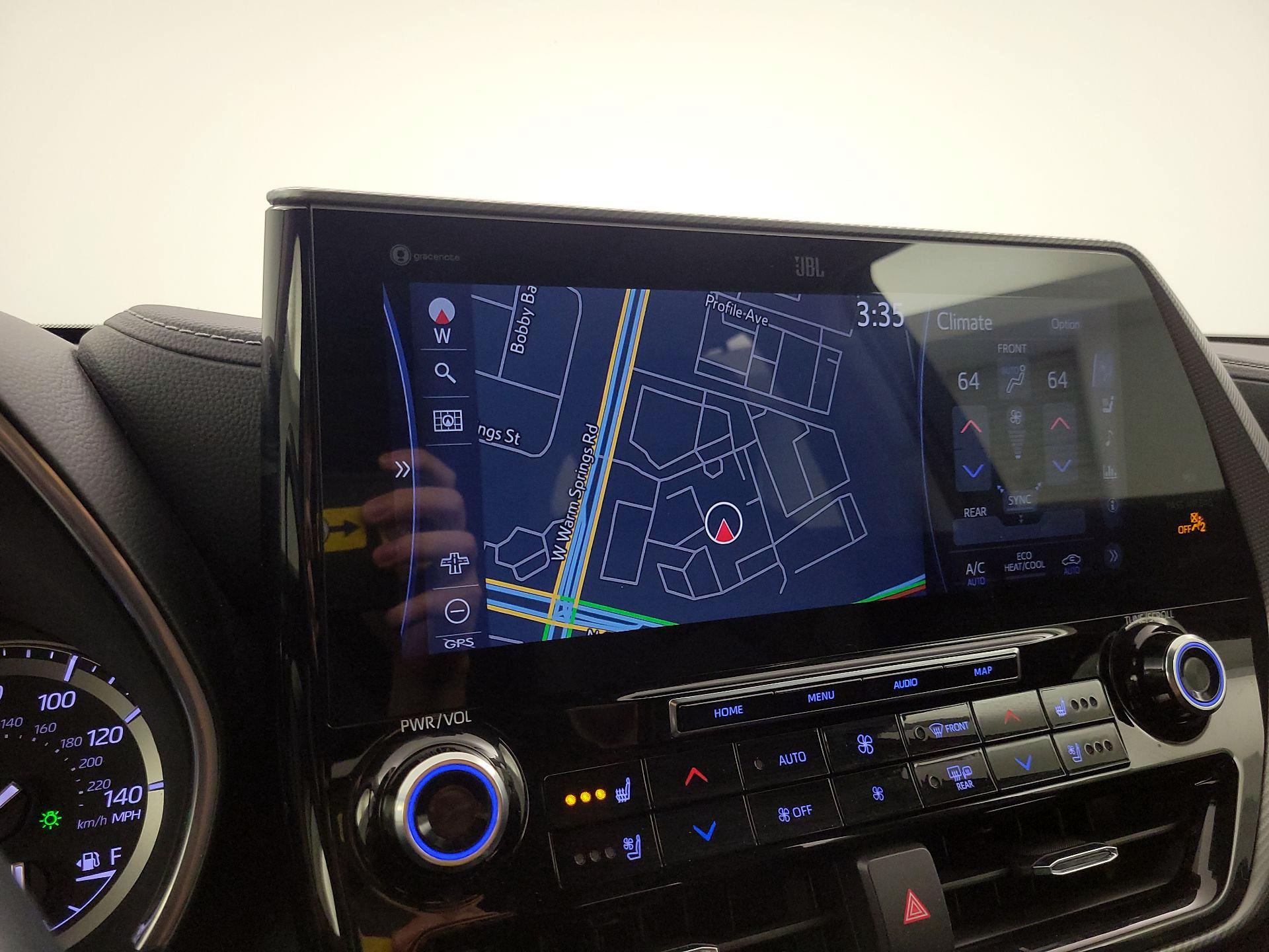 Thumbnail: 2022 Toyota Highlander - 14