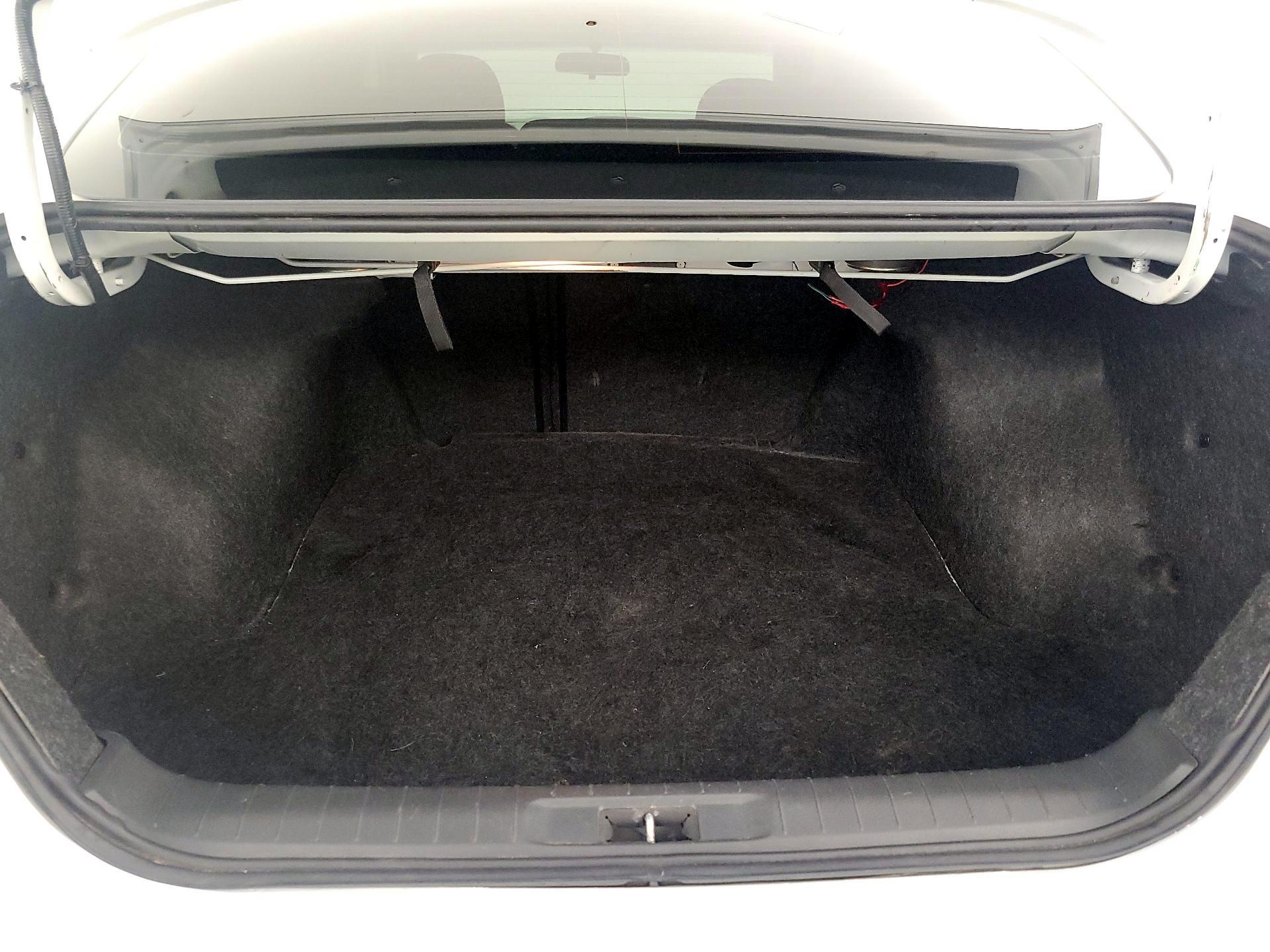 Thumbnail: 2015 Nissan Altima - 20