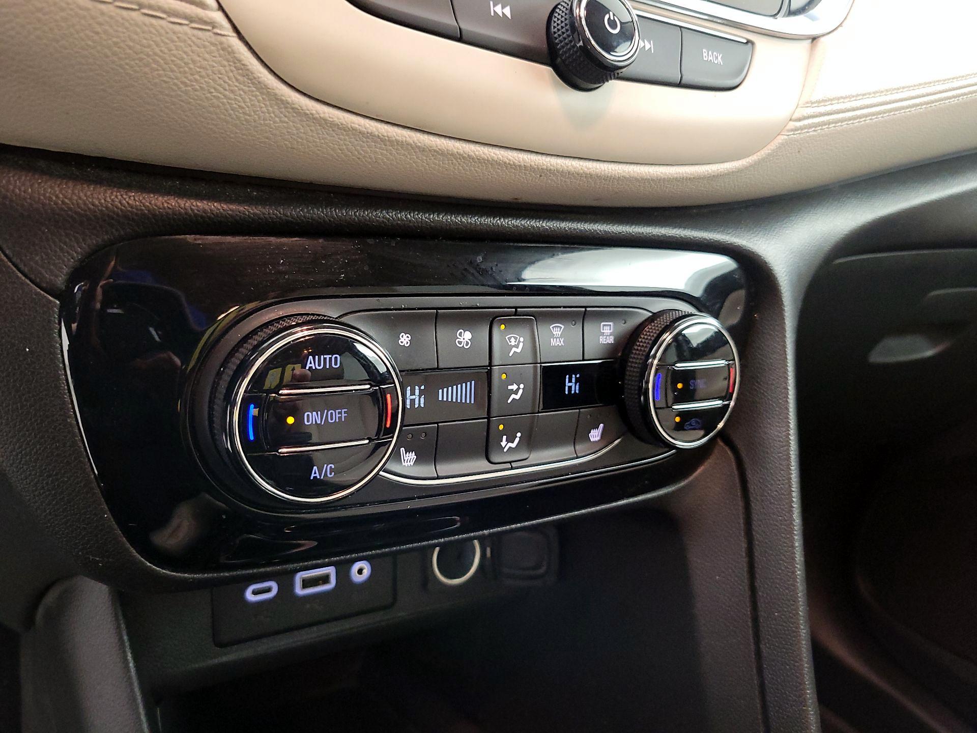 Thumbnail: 2022 Buick Encore GX - 16