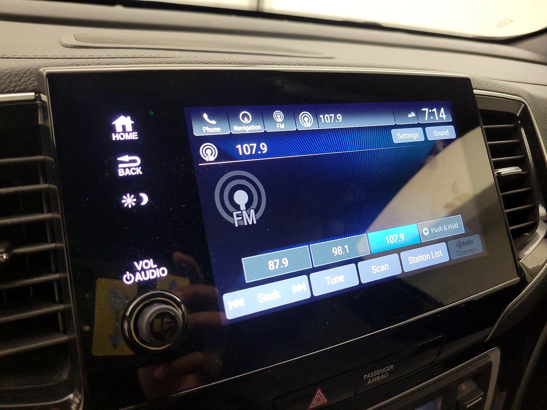 Thumbnail: 2019 Honda Passport - 16