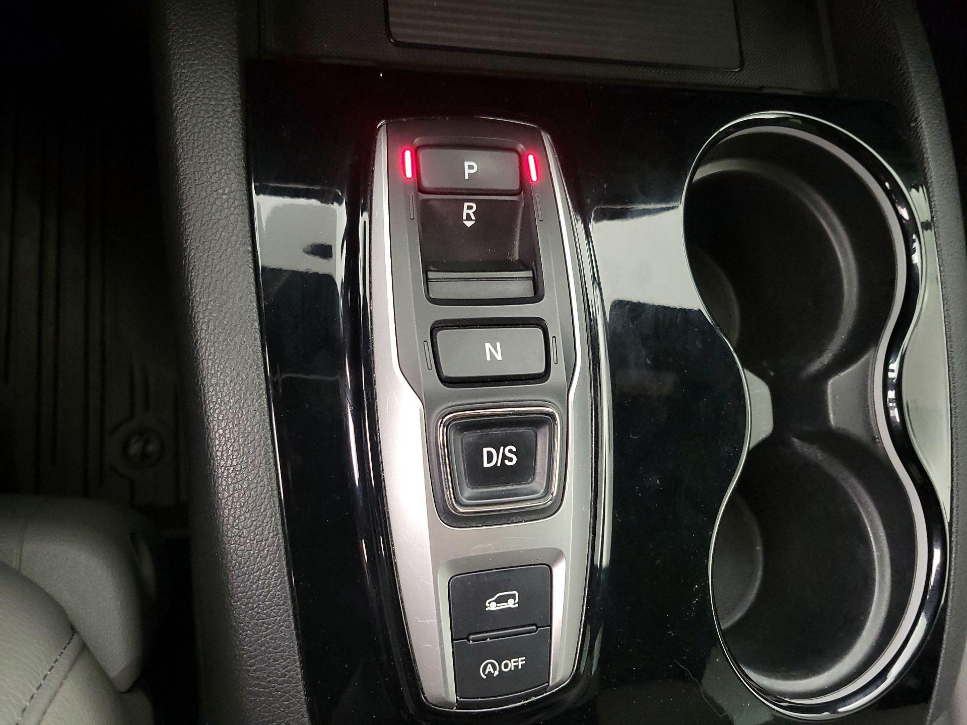 Thumbnail: 2019 Honda Passport - 18